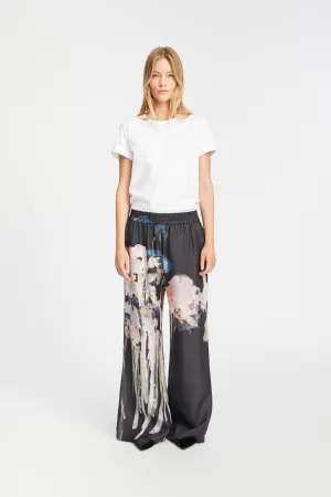 ARUM SILK - BLACK Munthe