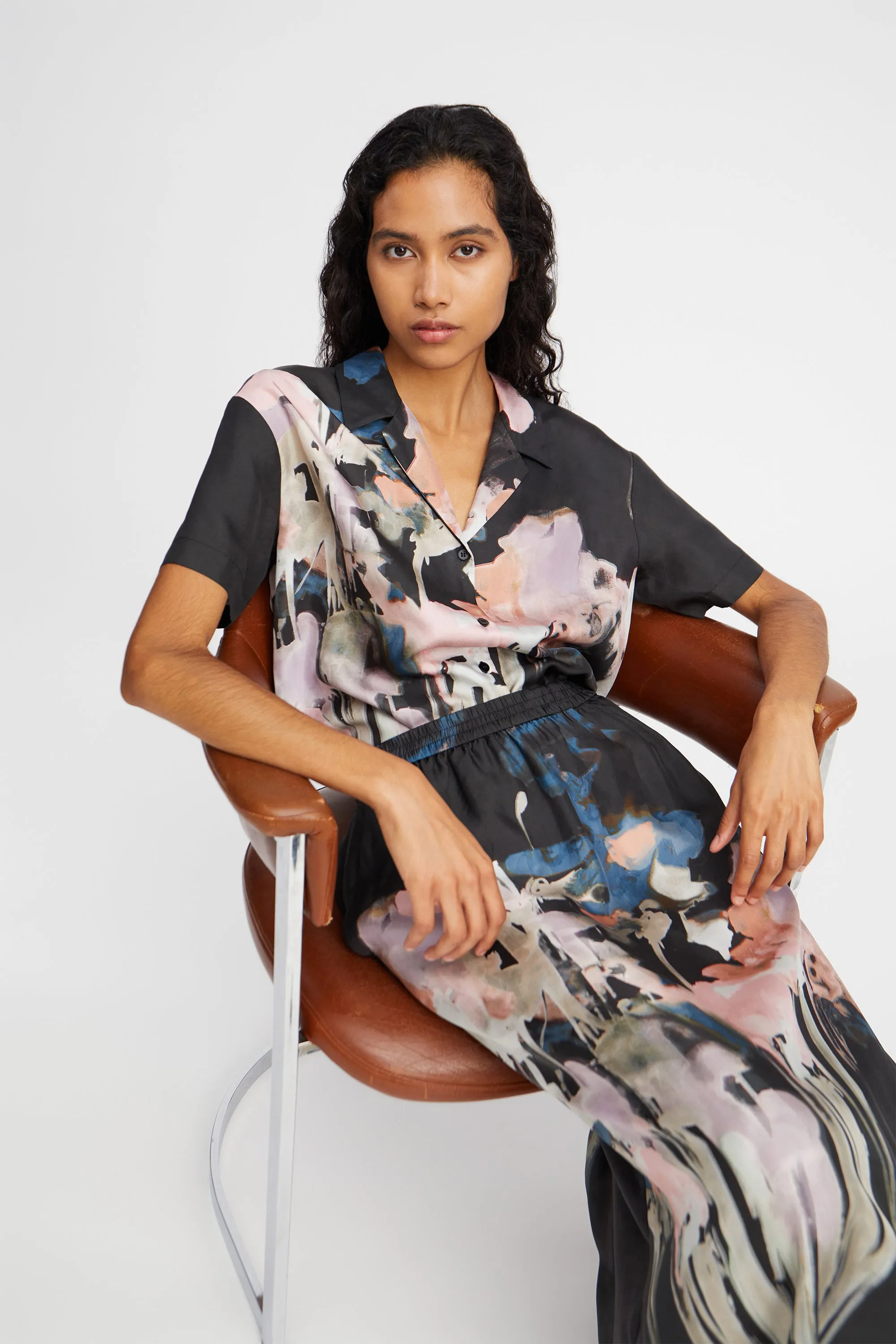 ARUMA SILK - BLACK Munthe