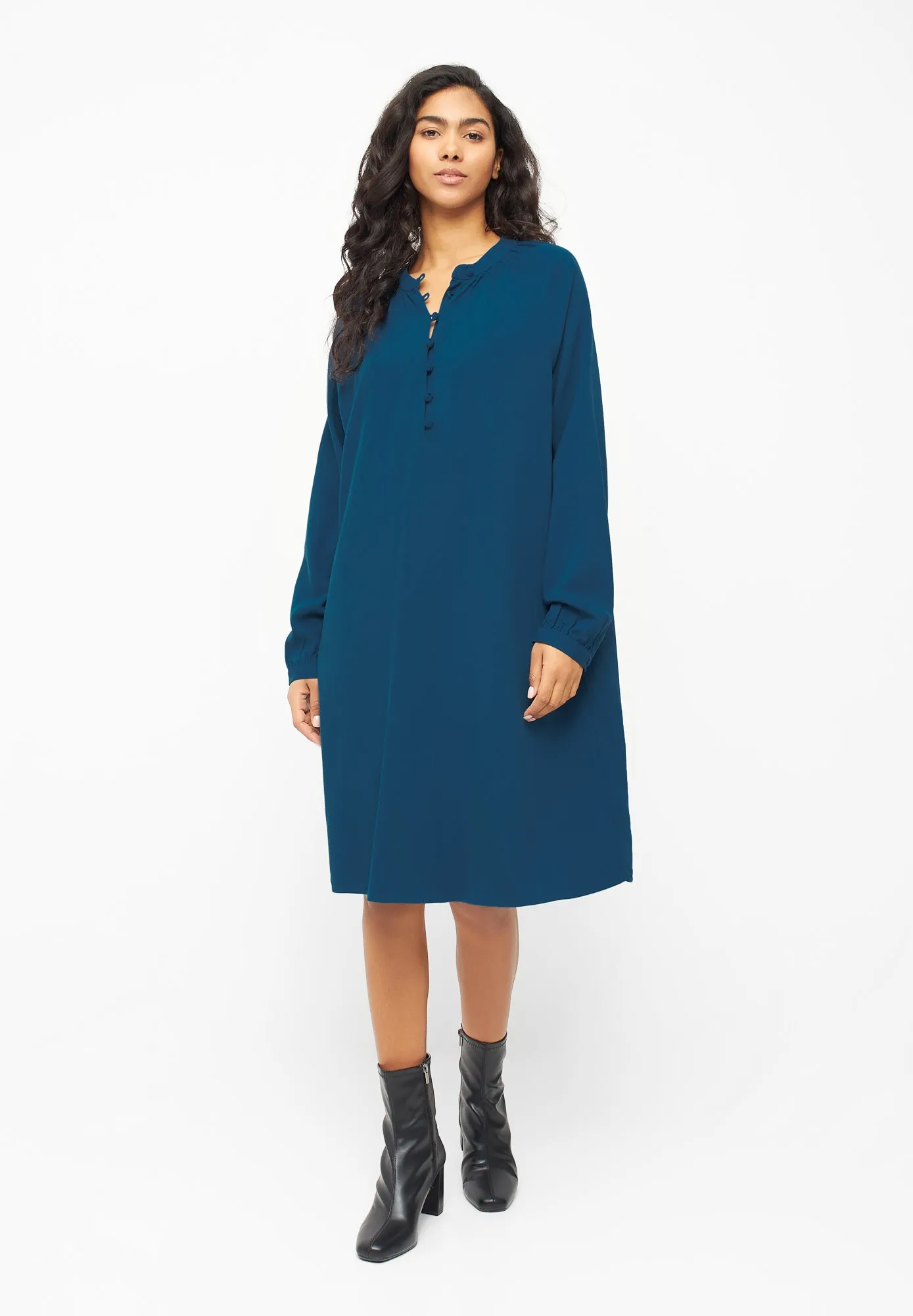 Blouse dress NURA from LENZING™ ECOVERO™ - Moroccan Blue Givn Berlin