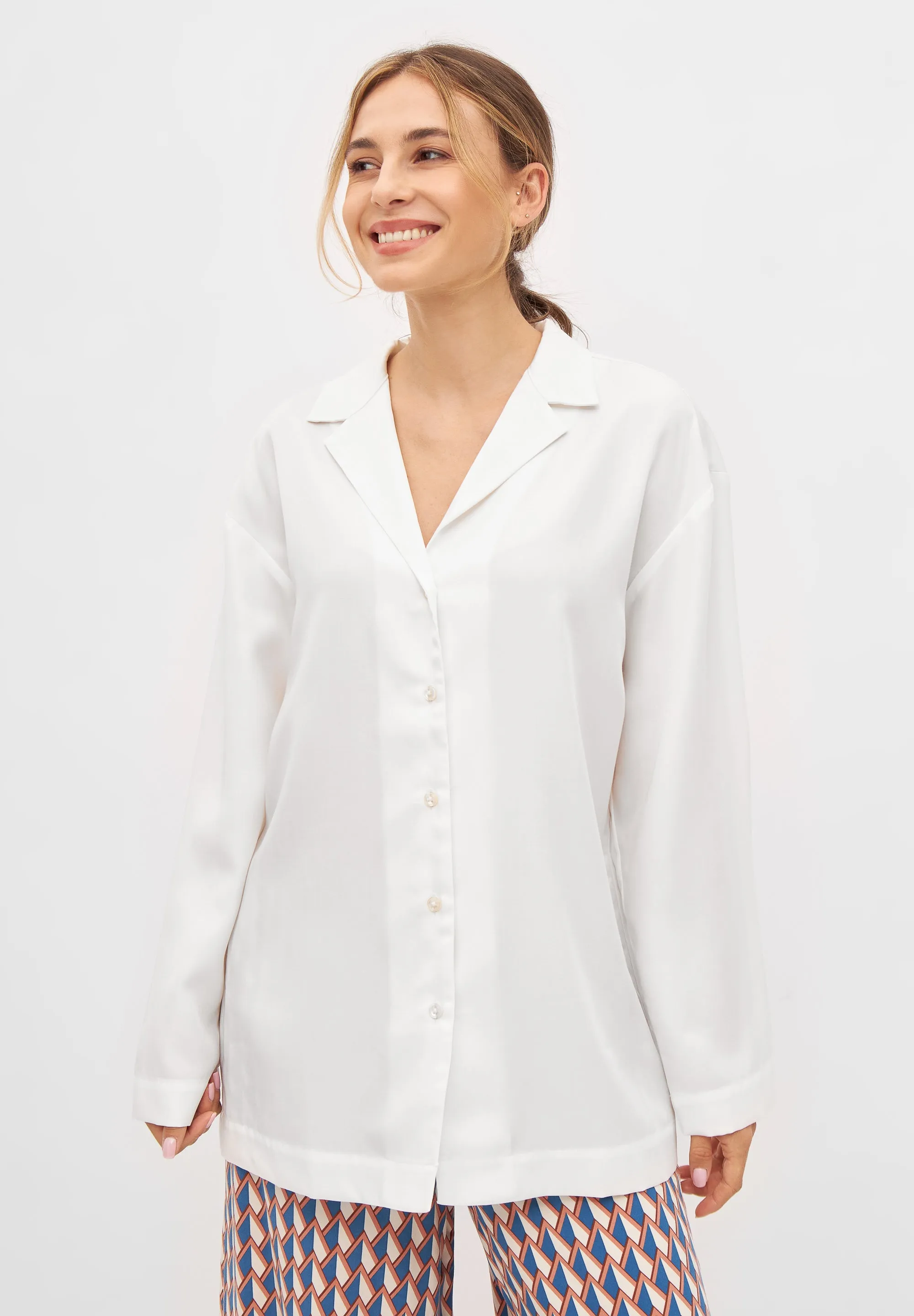 Blouse FELIA in TENCEL™ REFIBRA™ Lyocell - White (Refibra) Givn Berlin