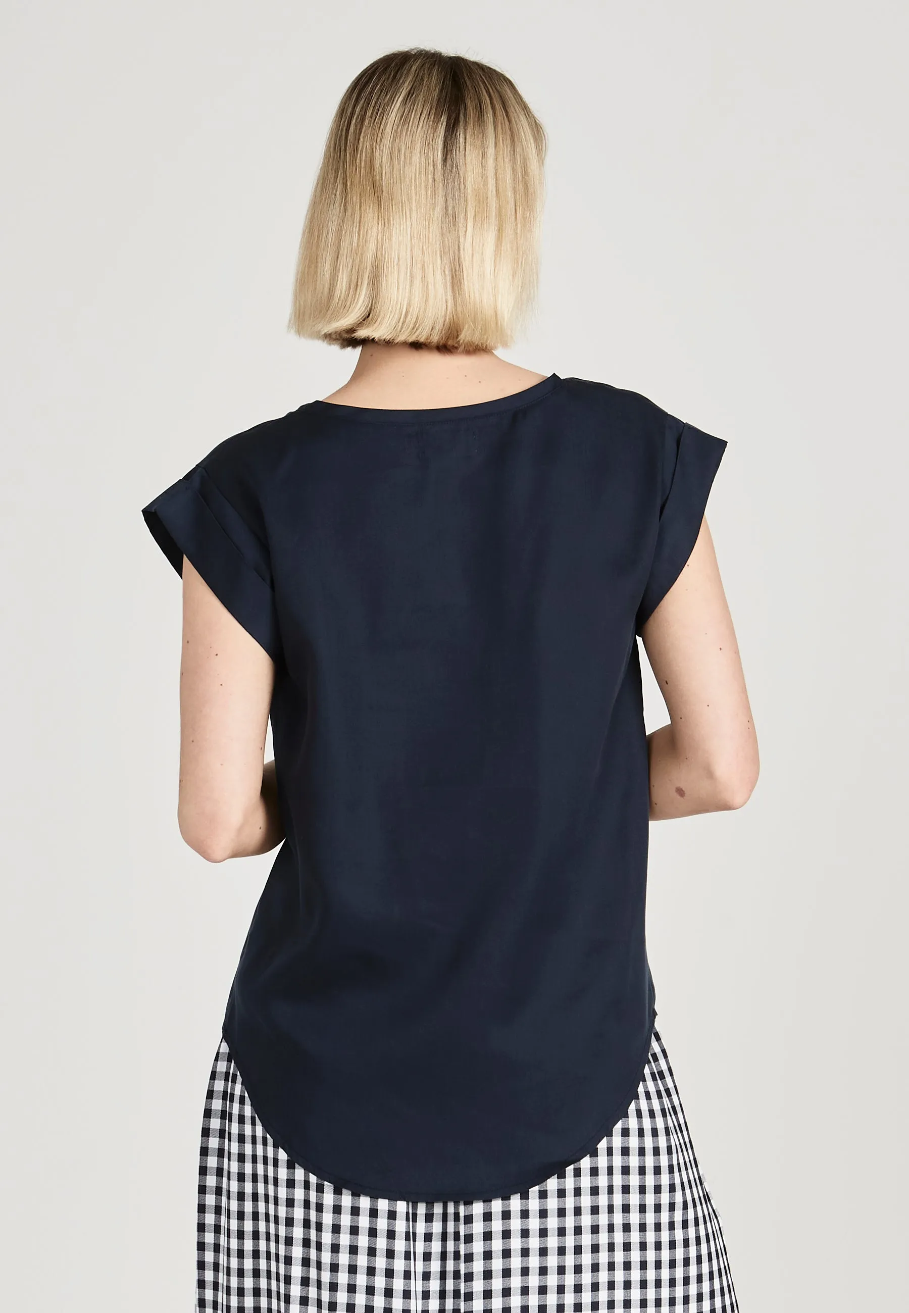 Blouse shirt CAPRI in TENCEL™ Lyocell - Midnight Blue (Tencel) Givn Berlin