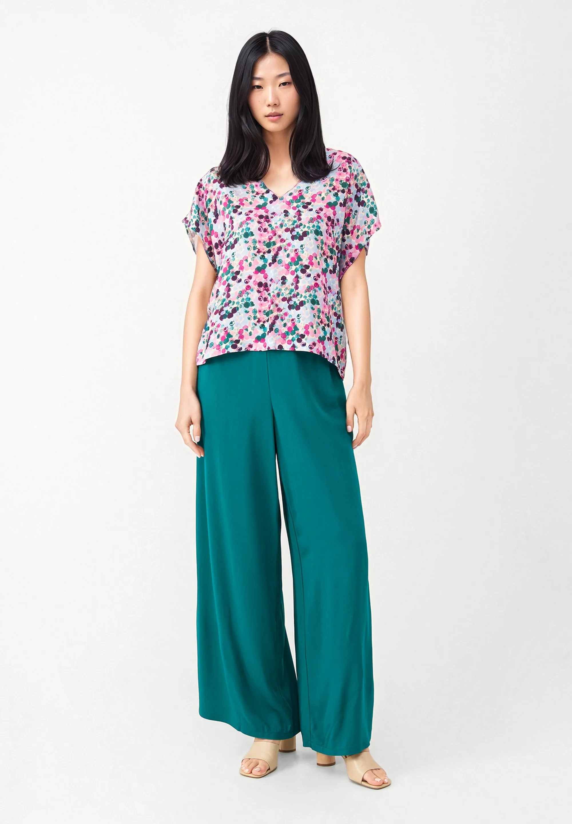 Blouse Shirt GBRUBY Relaxed Fit From LENZING™ ECOVERO™ - Green / Violet (Bubbles) Givn Berlin