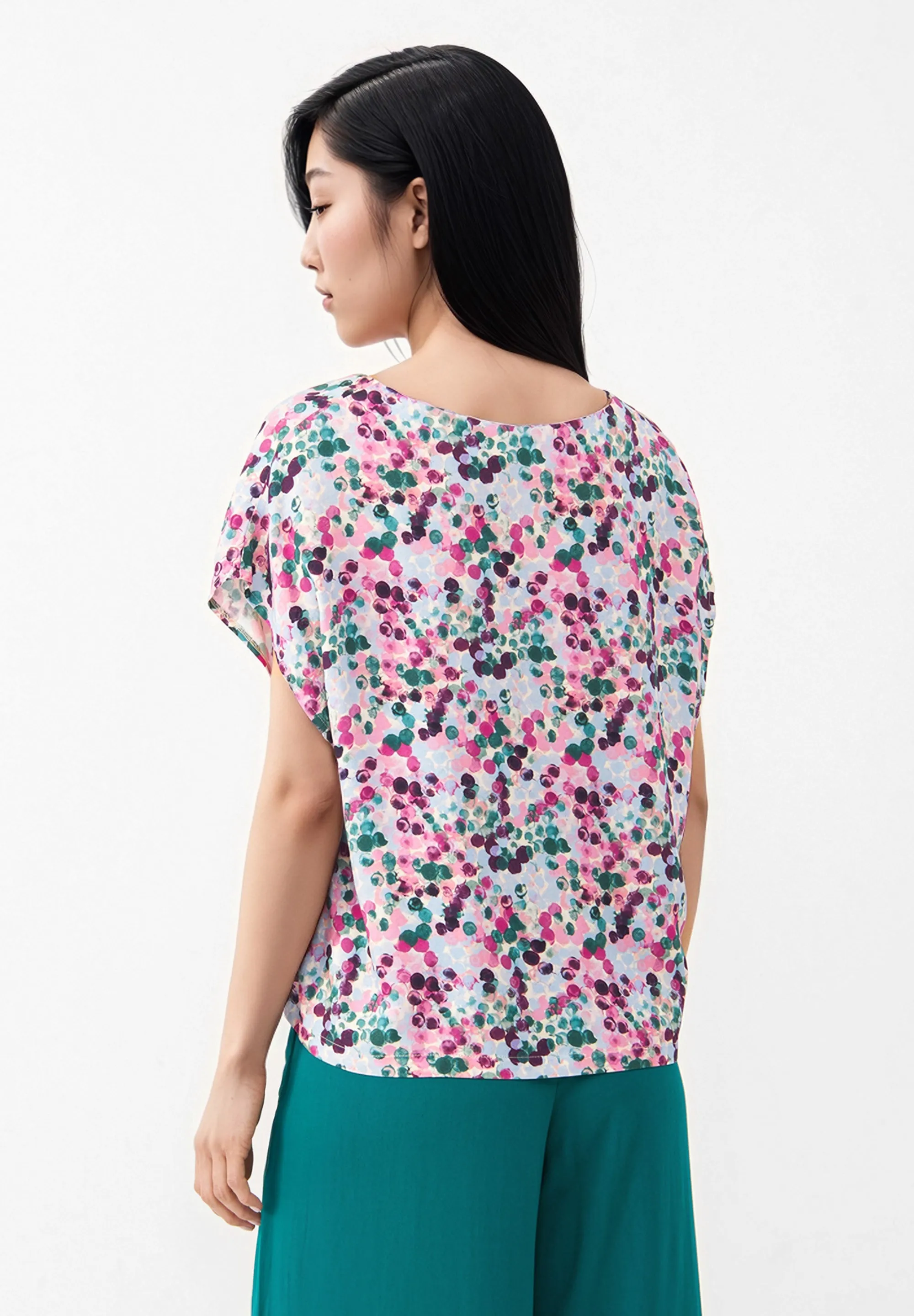 Blouse Shirt GBRUBY Relaxed Fit From LENZING™ ECOVERO™ - Green / Violet (Bubbles) Givn Berlin