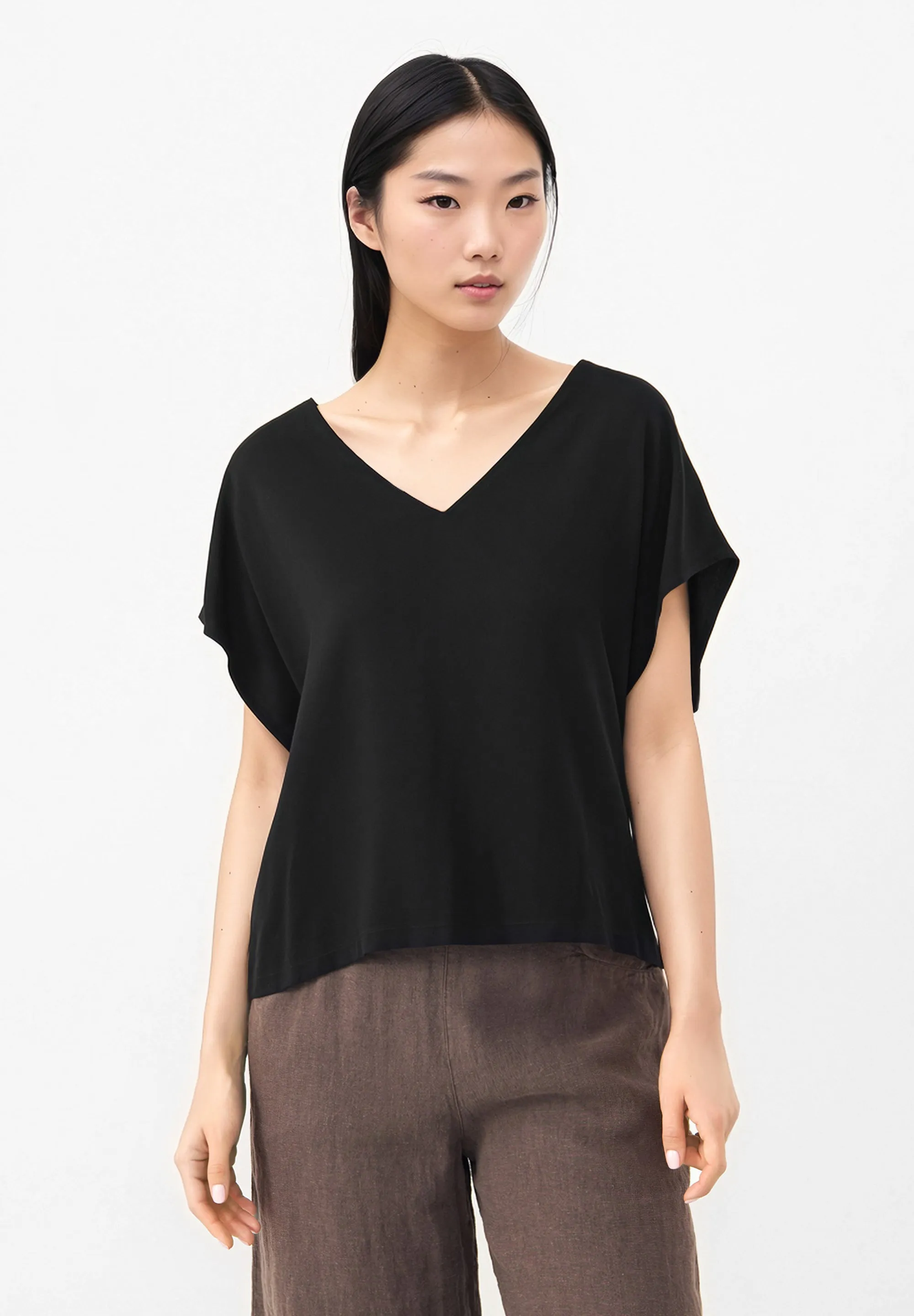 Blouse Shirt GBRUBY Relaxed Fit Made From LENZING™ ECOVERO™ - Black Givn Berlin