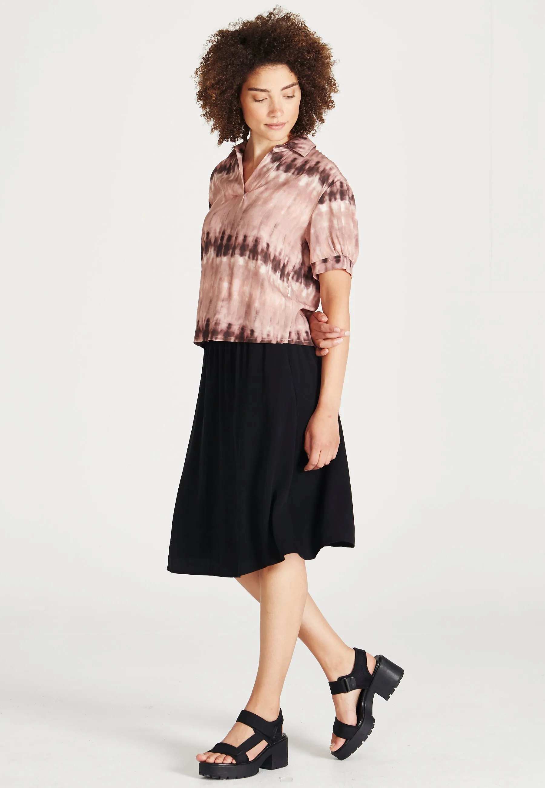 Blouse shirt MELANIE from LENZING™ ECOVERO™ - Muddy Pink (Tie Dye) Givn Berlin