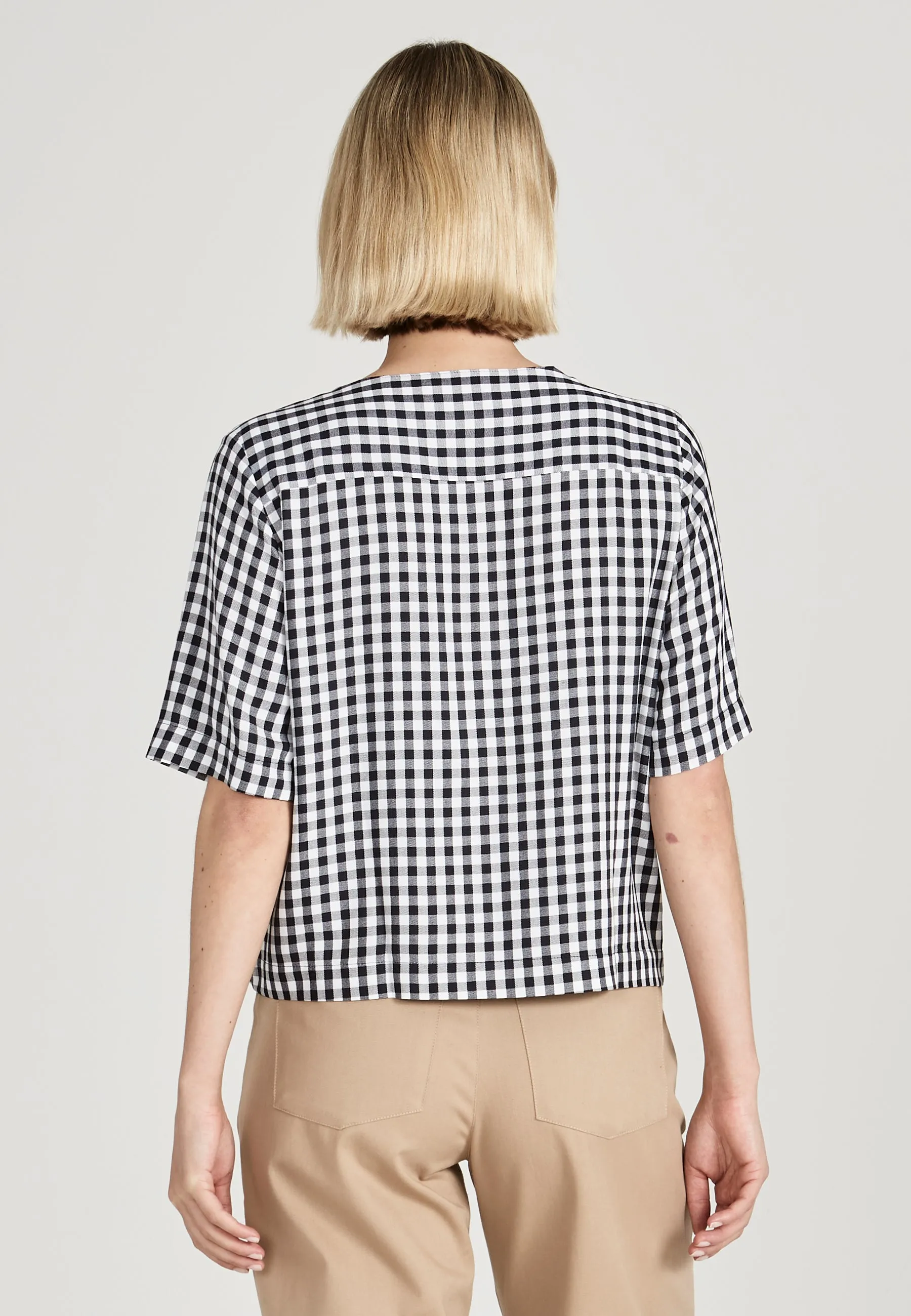 Blouse shirt MISHA from LENZING™ ECOVERO™ - Midnight Blue / White (Checked) Givn Berlin