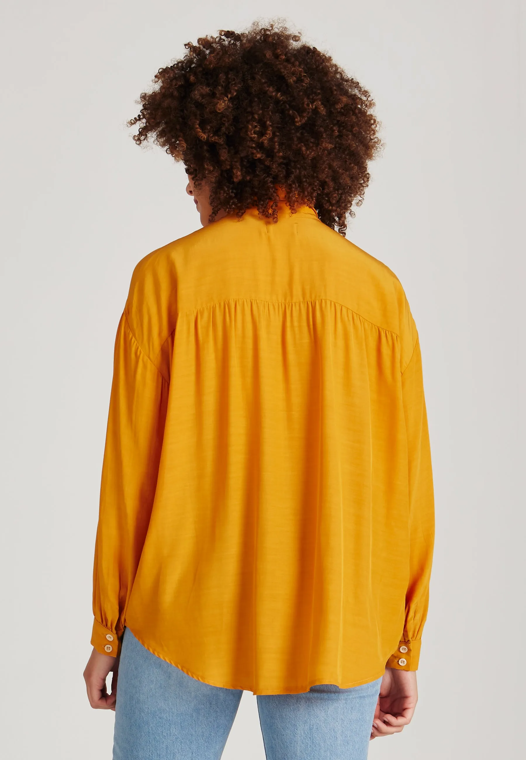 CHIARA blouse from LENZING™ ECOVERO™ - Pecan Givn Berlin