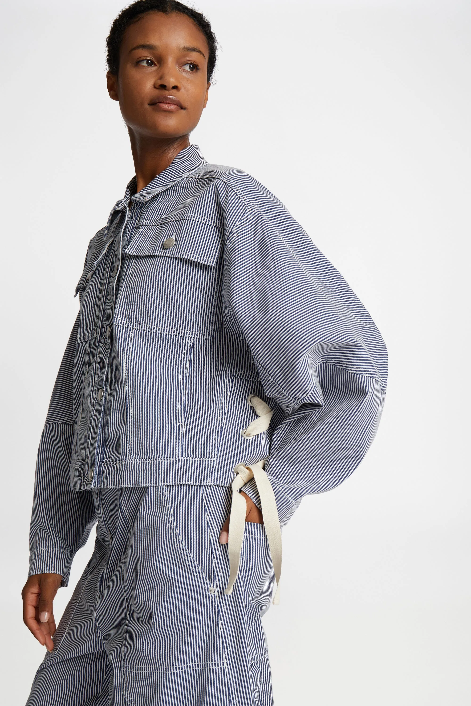 FAMKE - NAVY Munthe