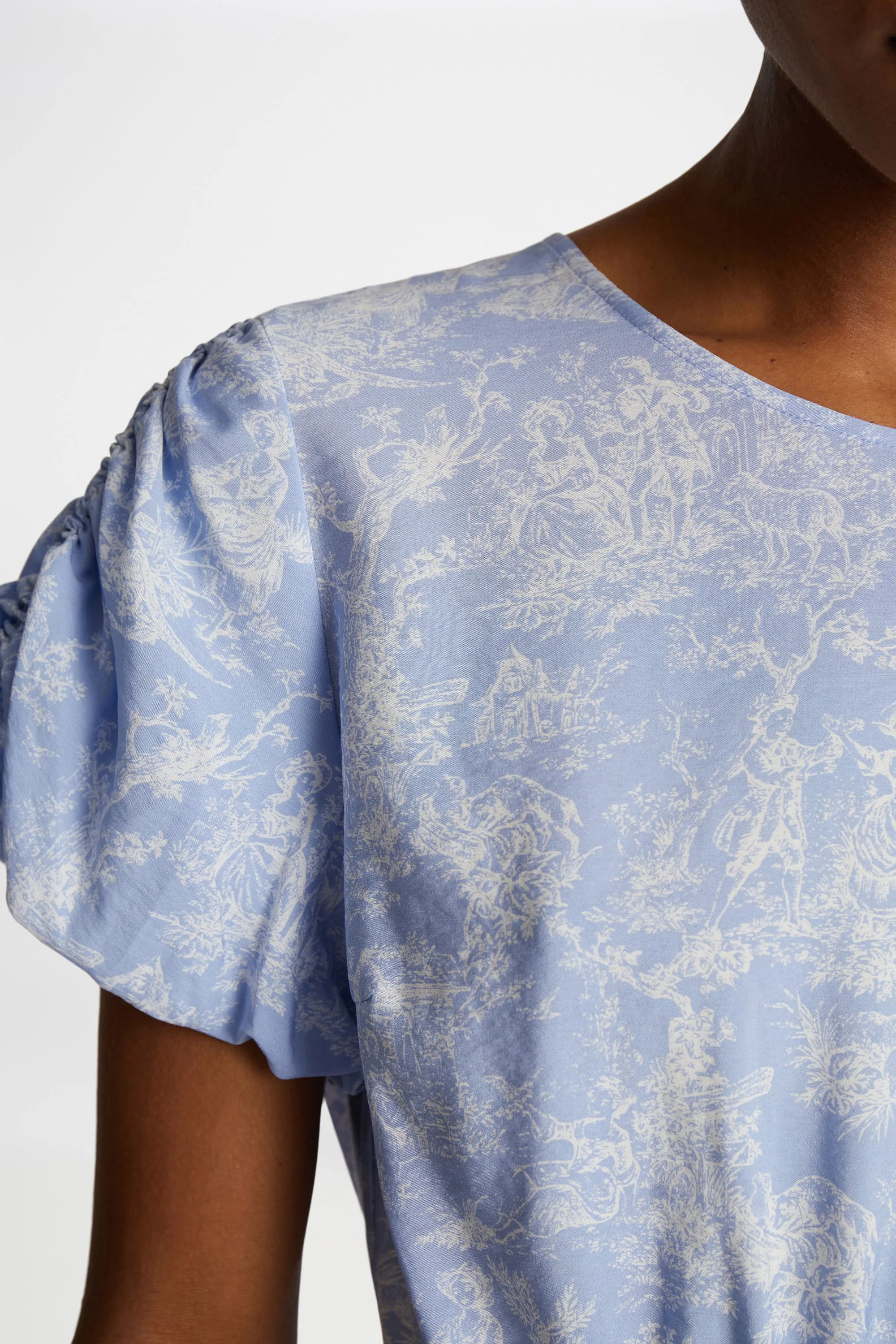 FINONOLA - LIGHT BLUE Munthe