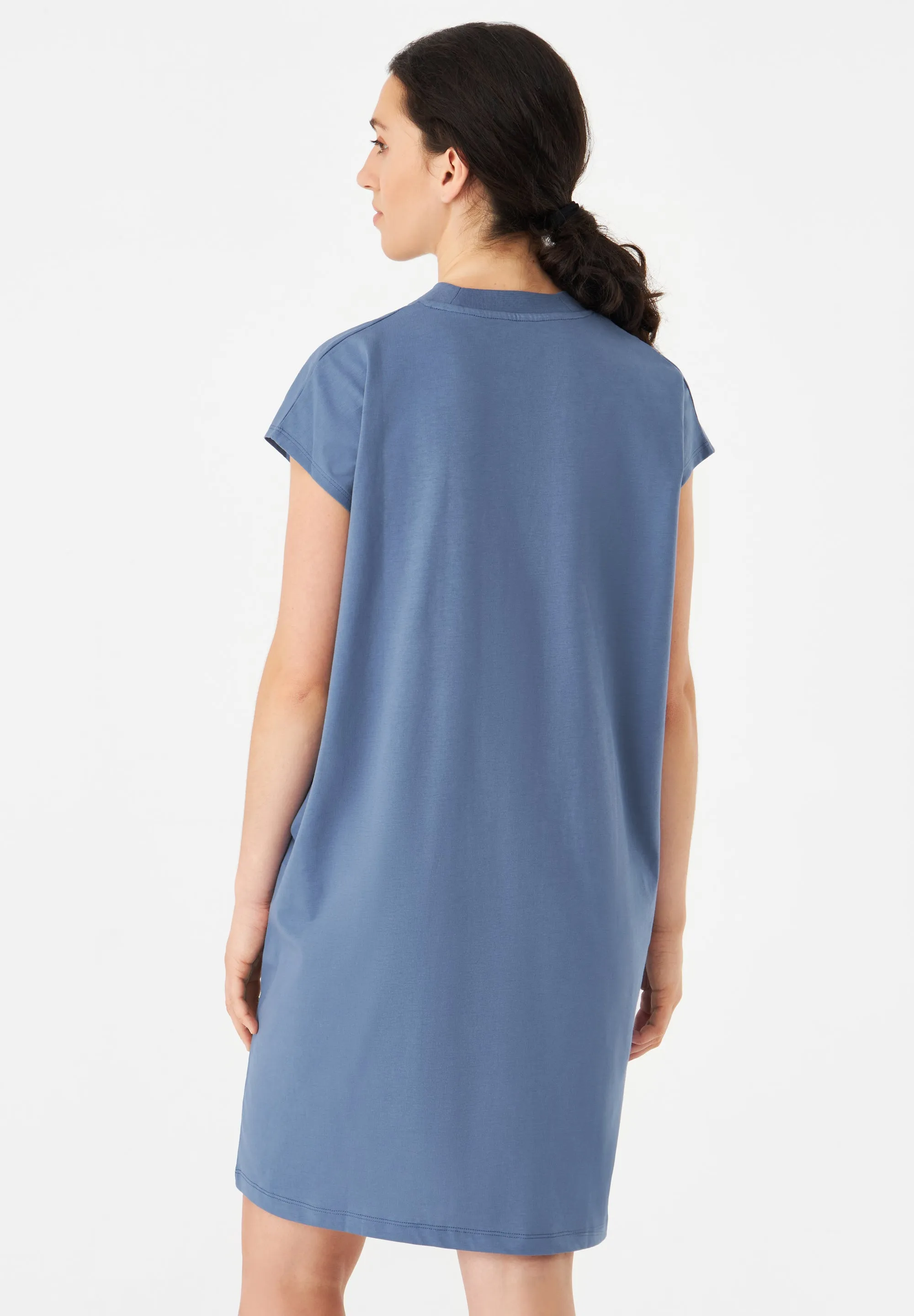 GBCAITY loose fit jersey dress made from organic cotton - Steel Blue Givn Berlin