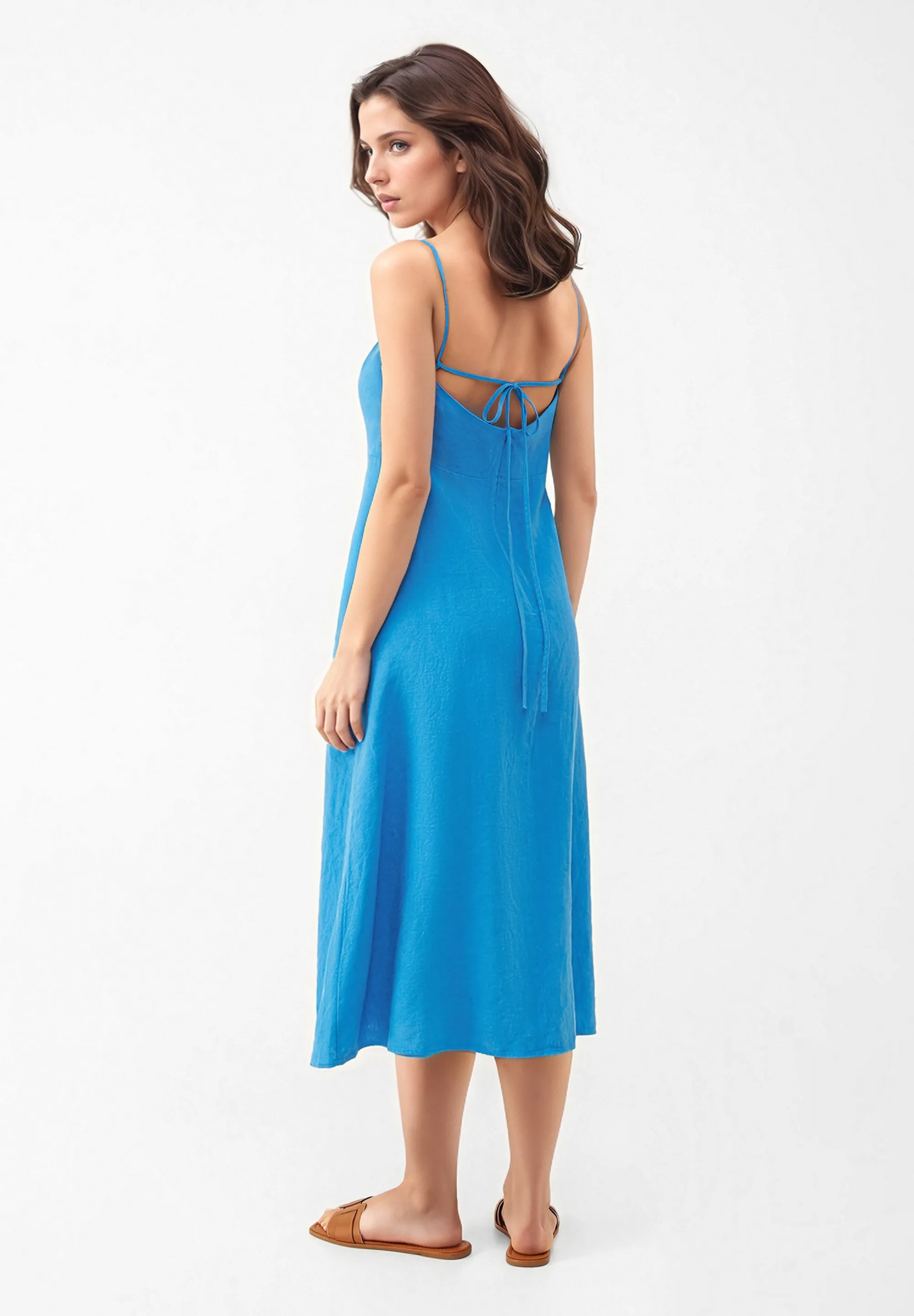 GBGIANA slim fit linen dress with back detail - French Blue (Linen) Givn Berlin
