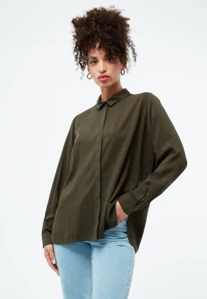 GBIVA blouse from LENZING™ ECOVERO™ with stand-up collar - Dark Olive Givn Berlin