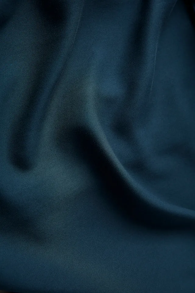 GBIVA blouse from LENZING™ ECOVERO™ with stand-up collar - Midnight Blue Givn Berlin