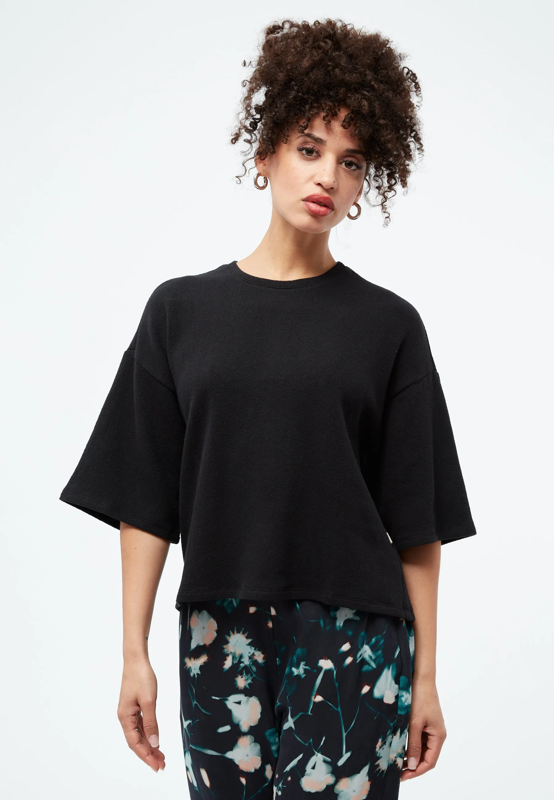 GBSELMA sweater made from recycled cotton - Black Givn Berlin