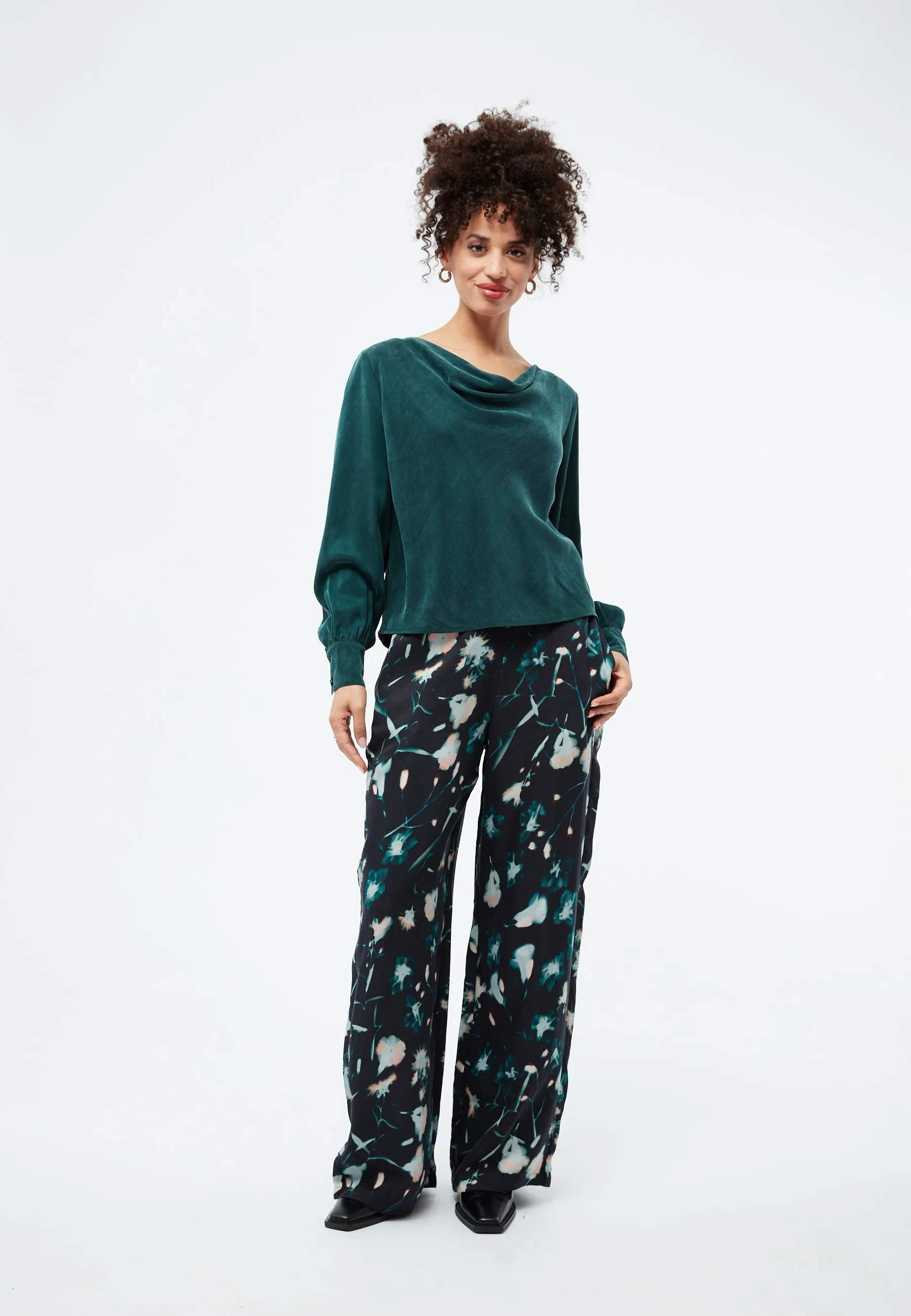 GBSHIRIN blouse made of cupro (Bemberg™) with a waterfall neckline - Dark Teal Givn Berlin