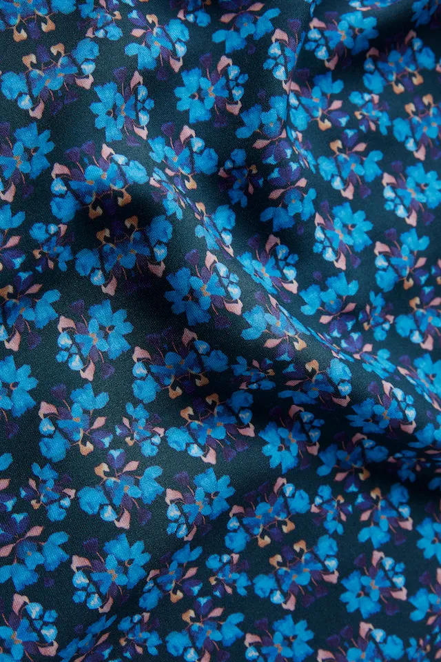 GBTIARA blouse from LENZING™ ECOVERO™ - Blue / Light Pink Givn Berlin
