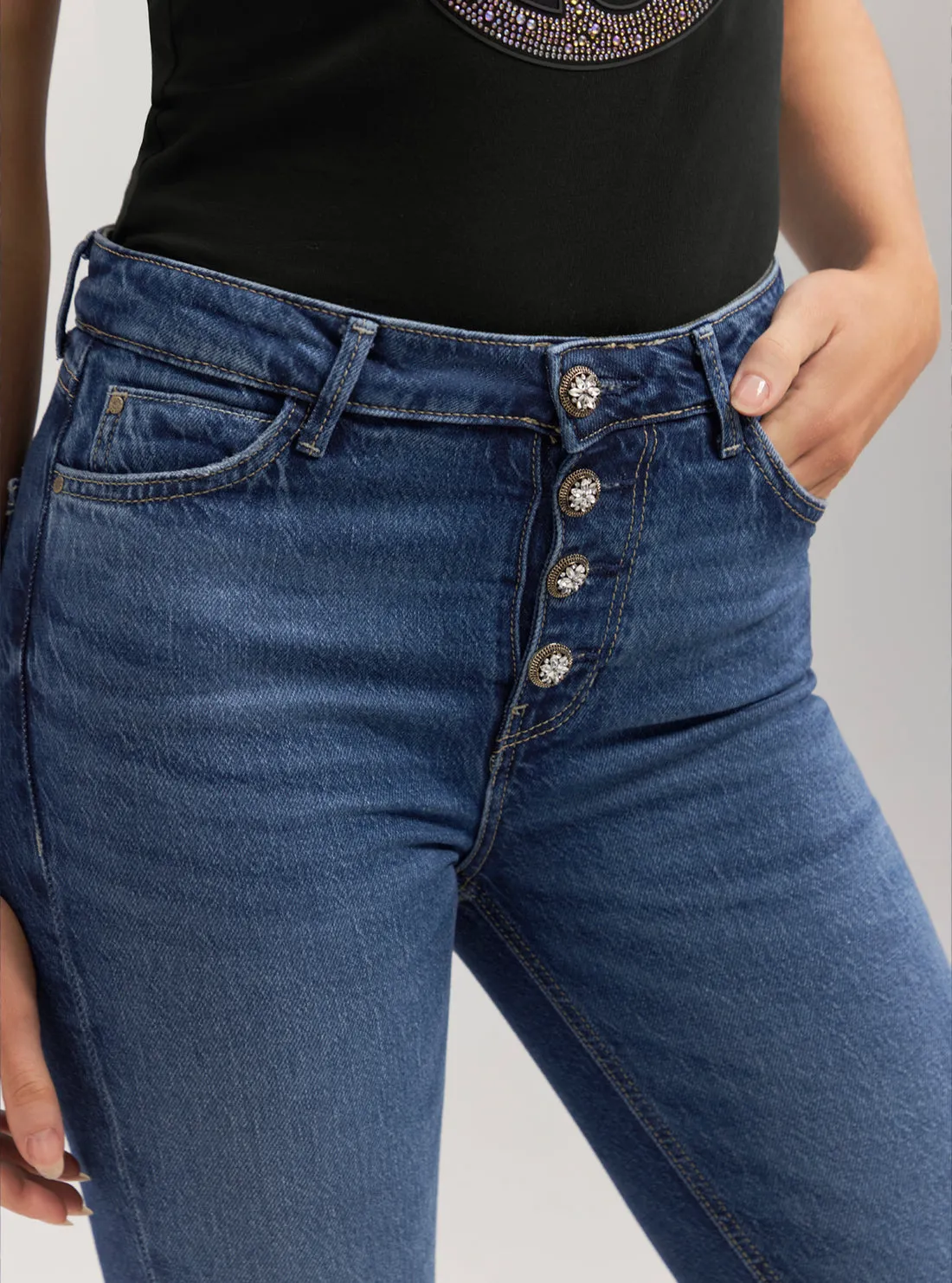 High-Rise 1981 Skinny Denim Jeans In Dark Wash Guess