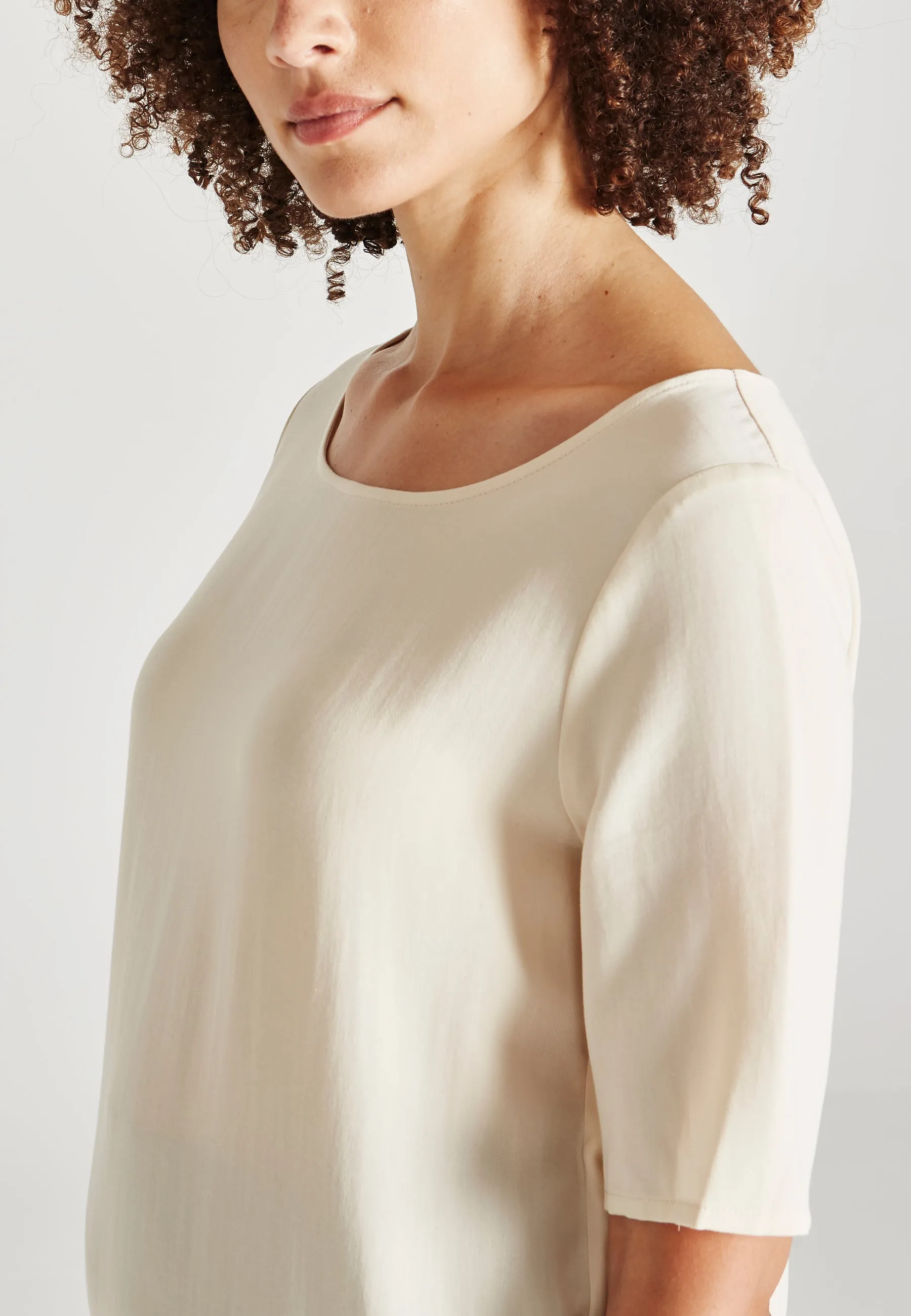 ISLA Blouse Shirt Made From TENCEL™ Lyocell - Off White (Tencel) Givn Berlin