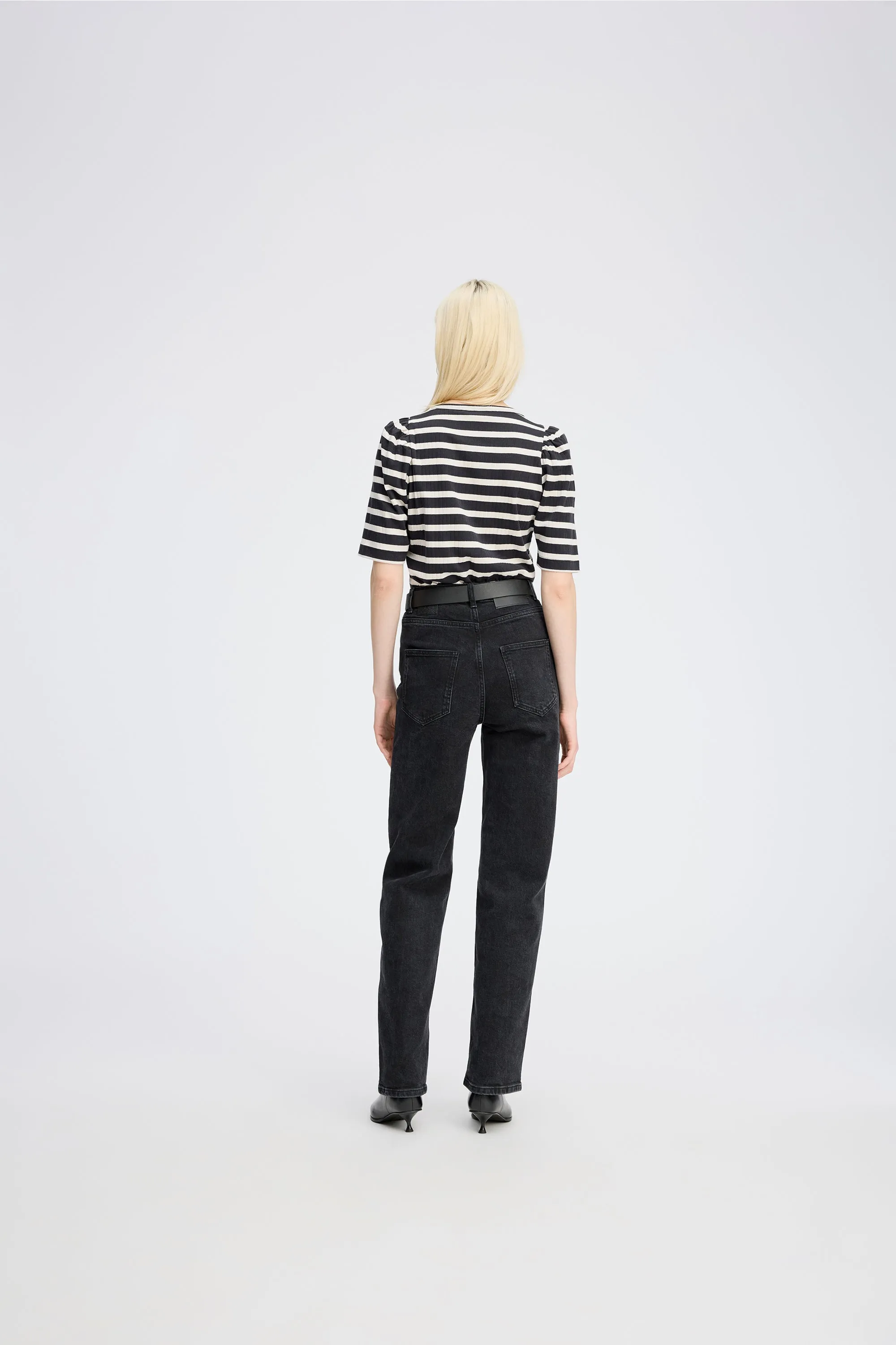 JIKOLAZ - STRIPE BLACK Munthe