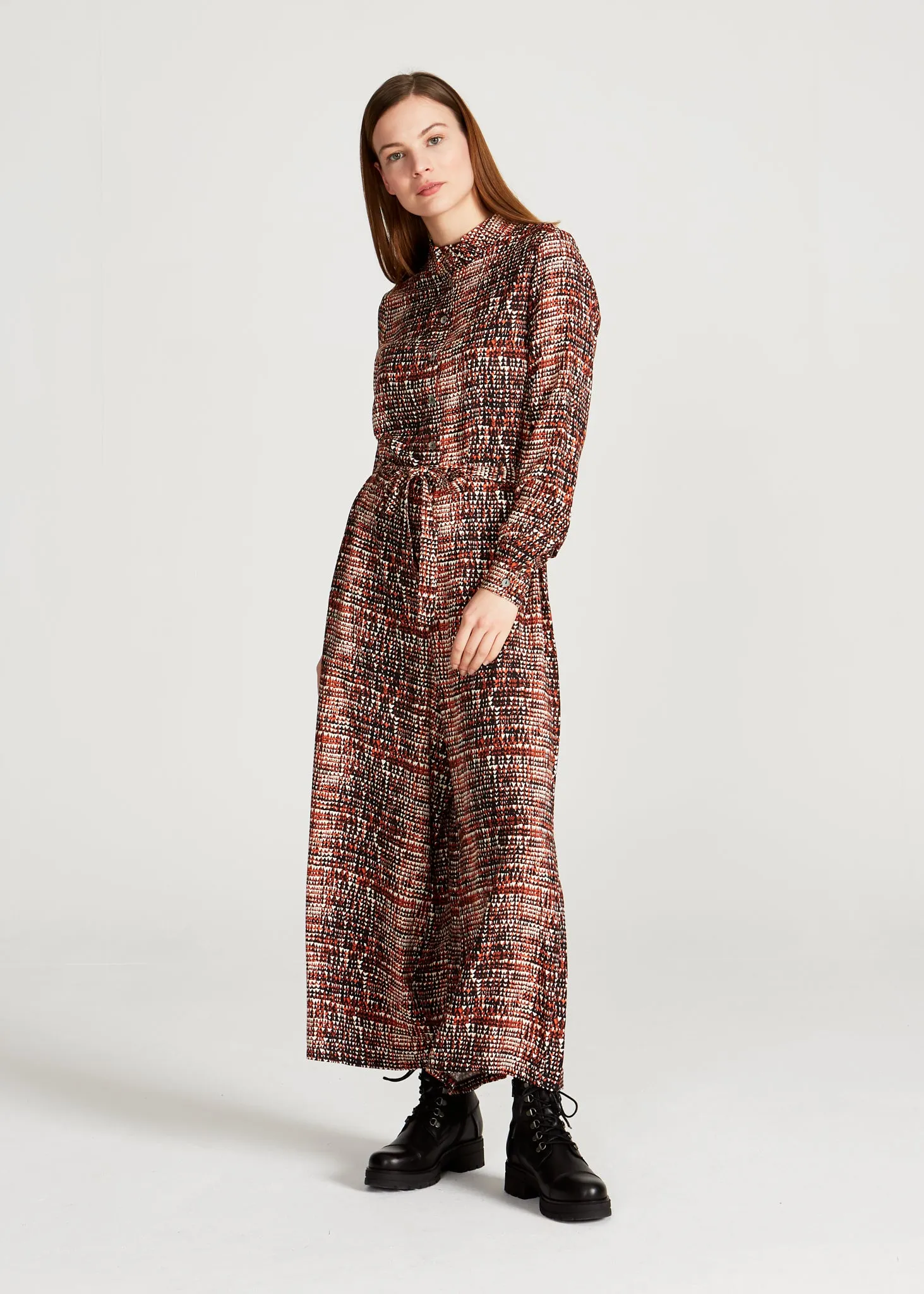 Jumpsuit LOTTIE from LENZING™ ECOVERO™ - Black / Orange (Hearts) Givn Berlin