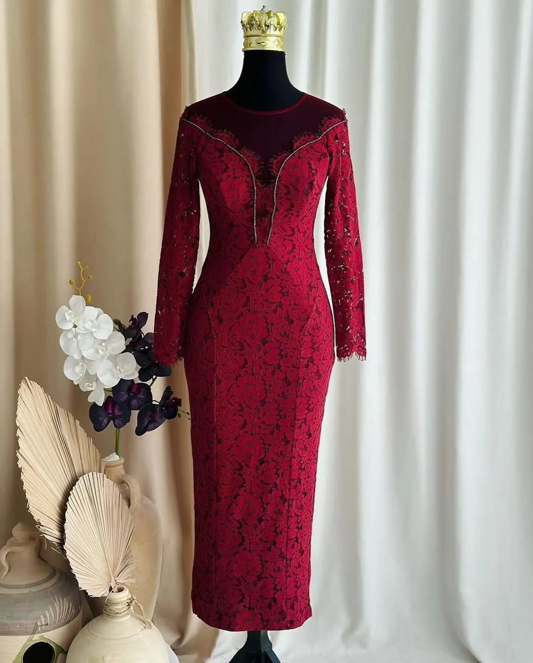 lace hollow maxi dress in red Gloria Lanvin
