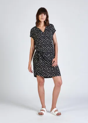 LAURA dress in TENCEL Lyocell - Black / White Flowers (Tencel) Givn Berlin