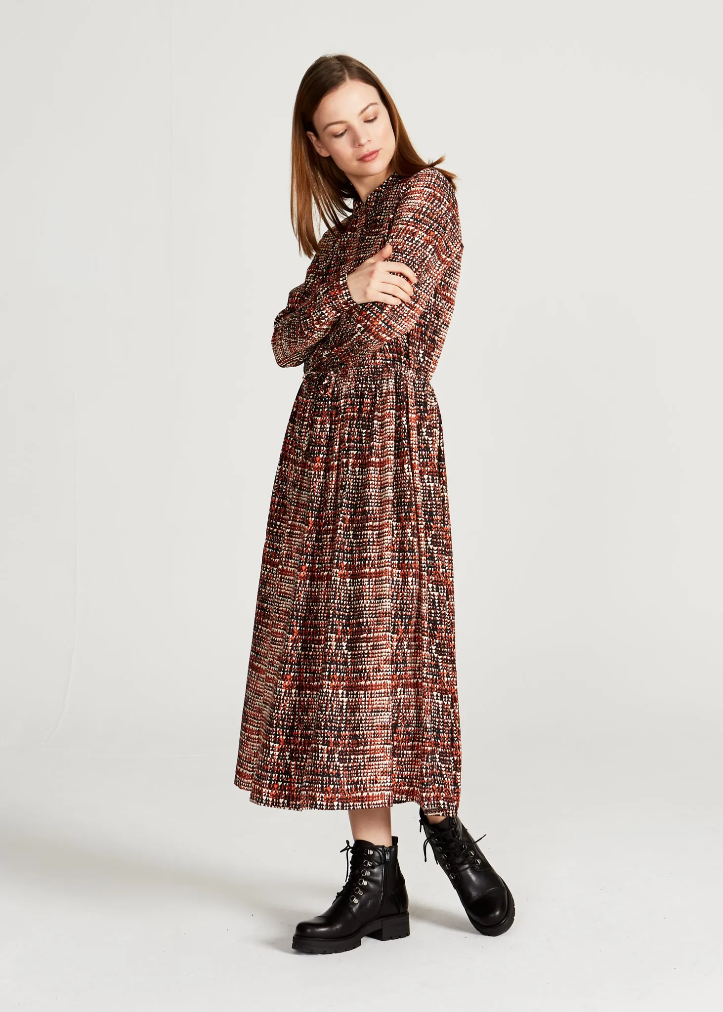 Maxi dress MARINA from LENZING™ ECOVERO™ - Black / Orange (Hearts) Givn Berlin