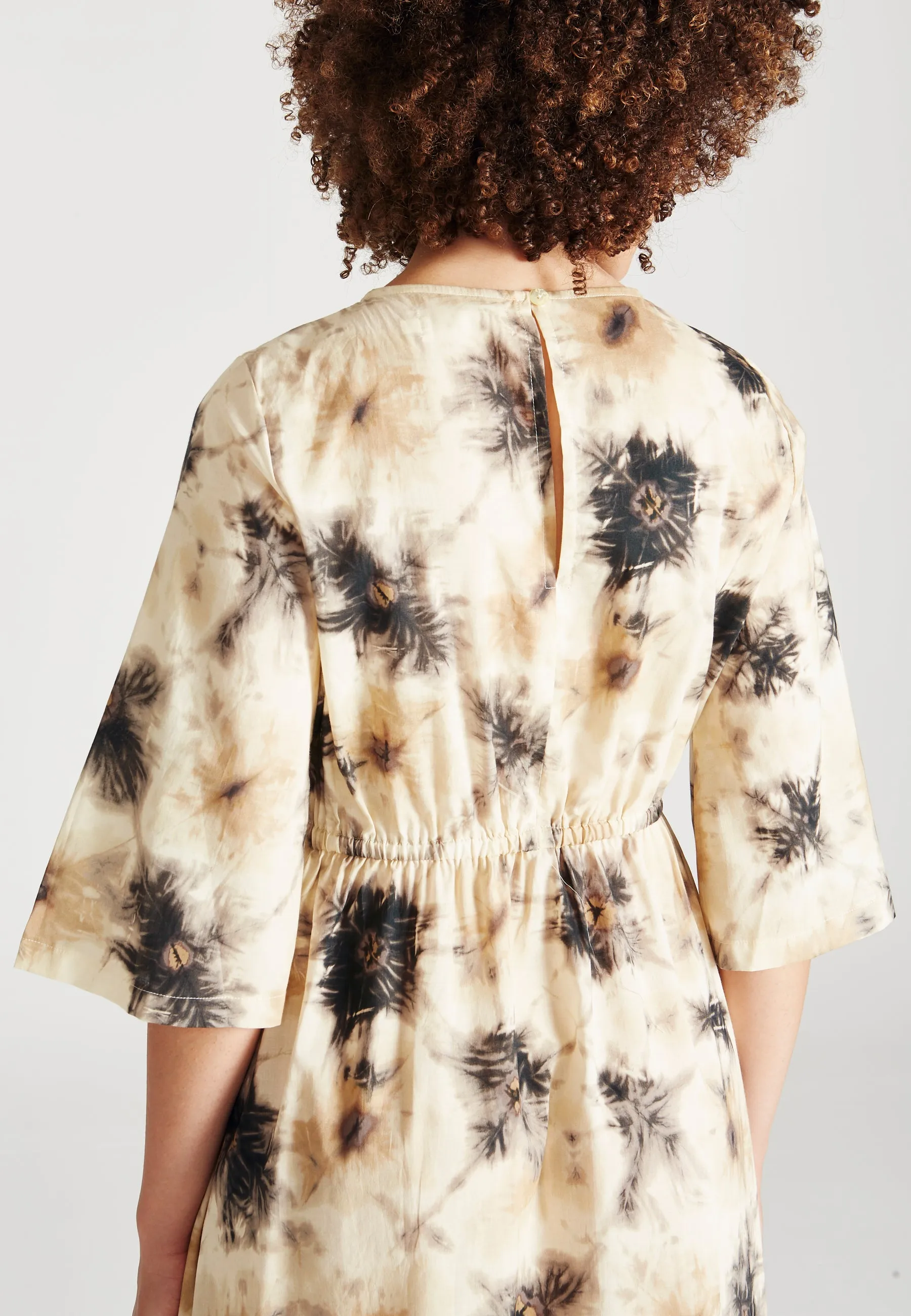 Organic Cotton Dress AMELIE - Beige / Black (Batik) Givn Berlin