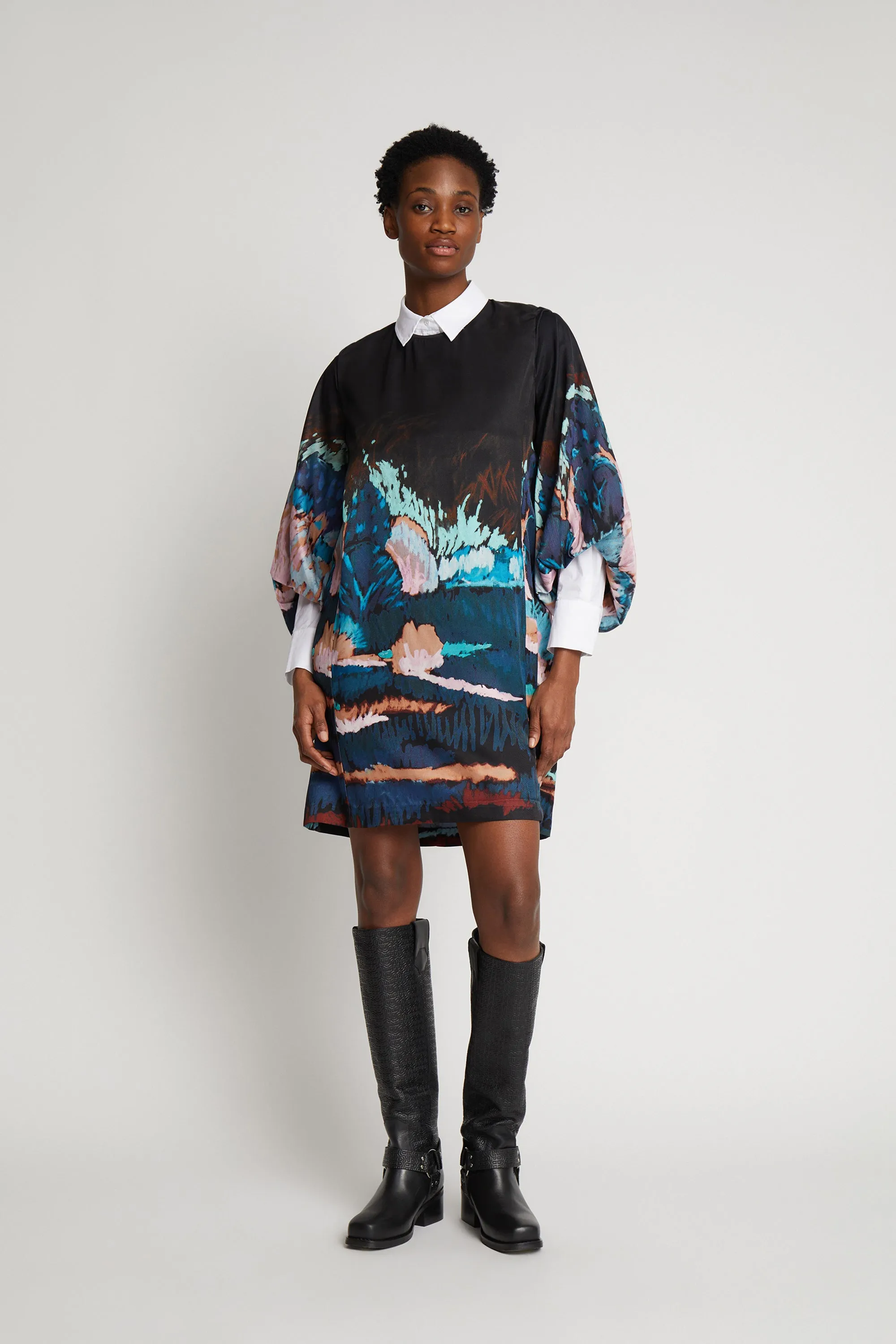SANSI - BLACK Munthe