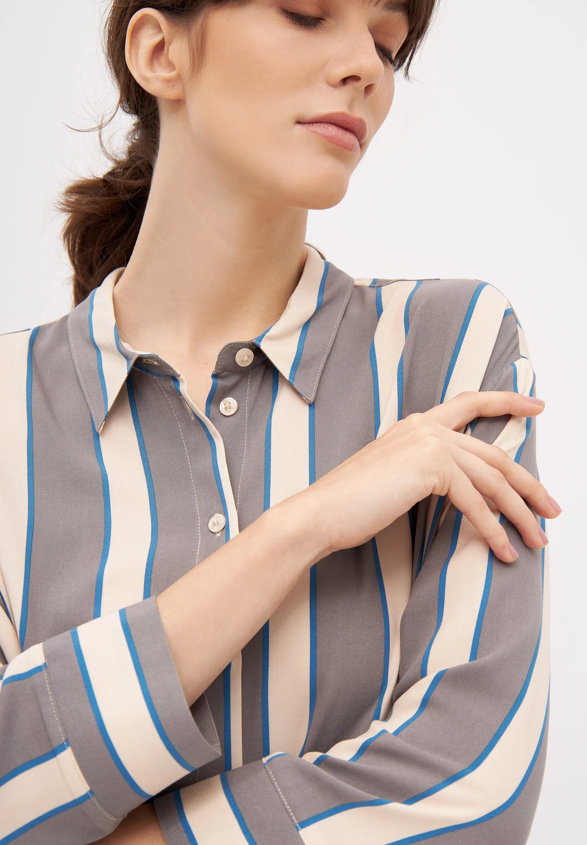 Shirt blouse dress MAGGIE from LENZING™ ECOVERO™ - Off White / Grey (Stripes) Givn Berlin