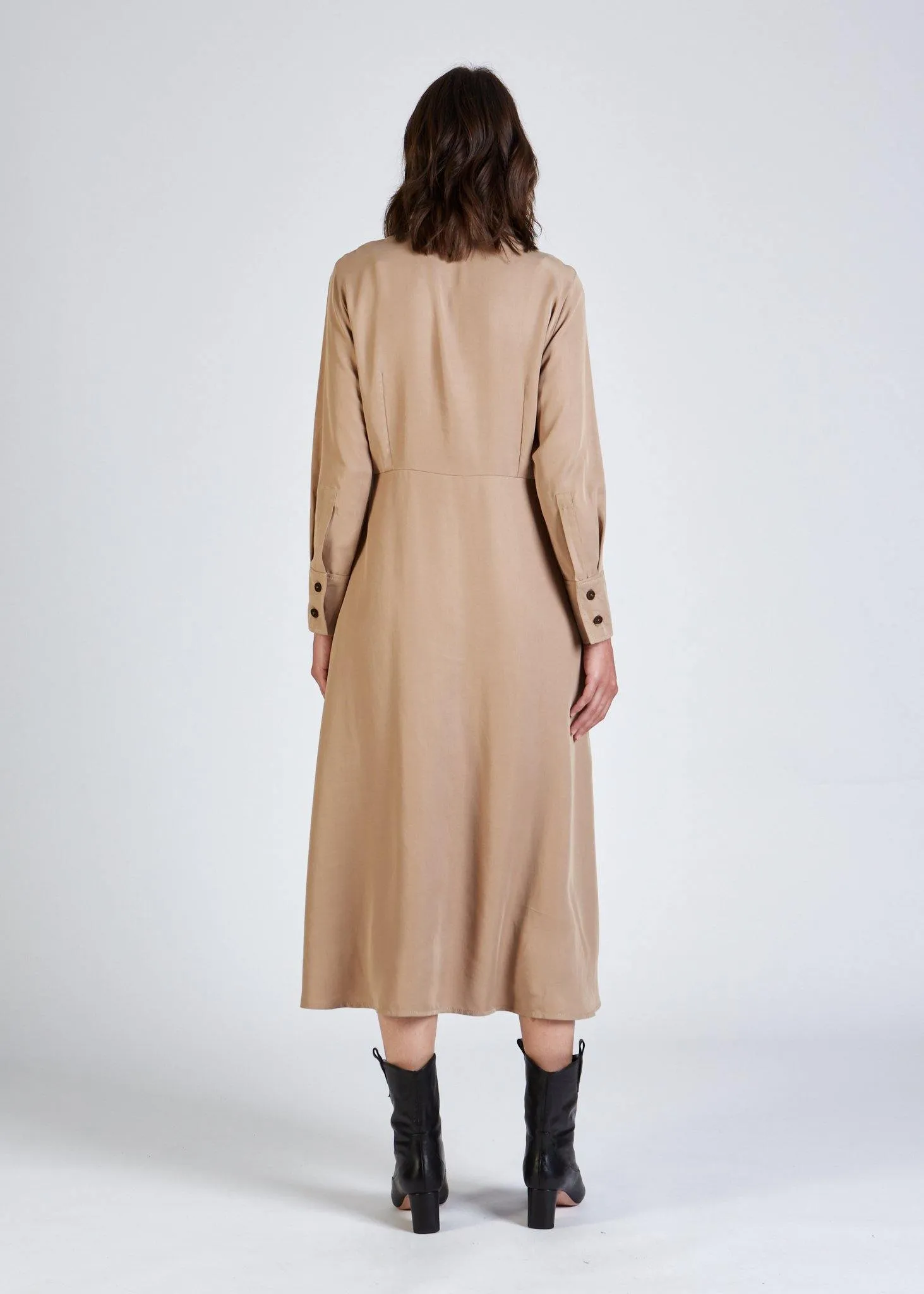 Shirt blouse dress WANDA in TENCEL™ Lyocell - Light Camel (Tencel) Givn Berlin