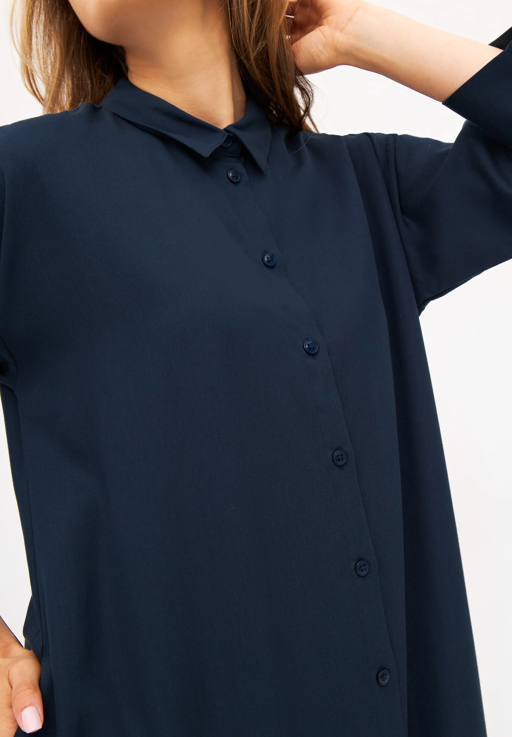 Shirtdress MAGGIE in TENCEL™ REFIBRA™ Lyocell - Midnight Blue (Refibra) Givn Berlin