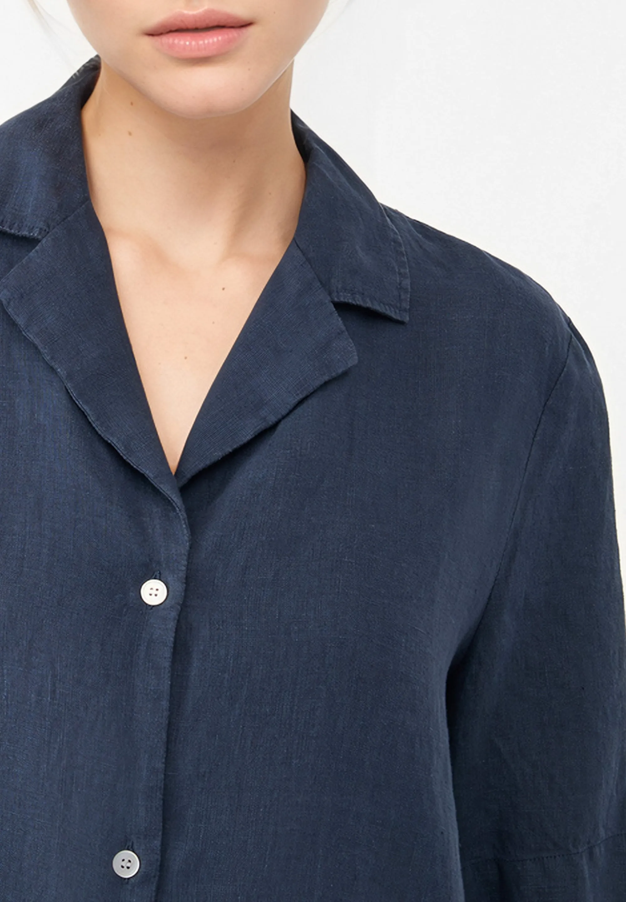 Short sleeve blouse GBCAROL cropped in linen - Midnight Blue (Linen) Givn Berlin