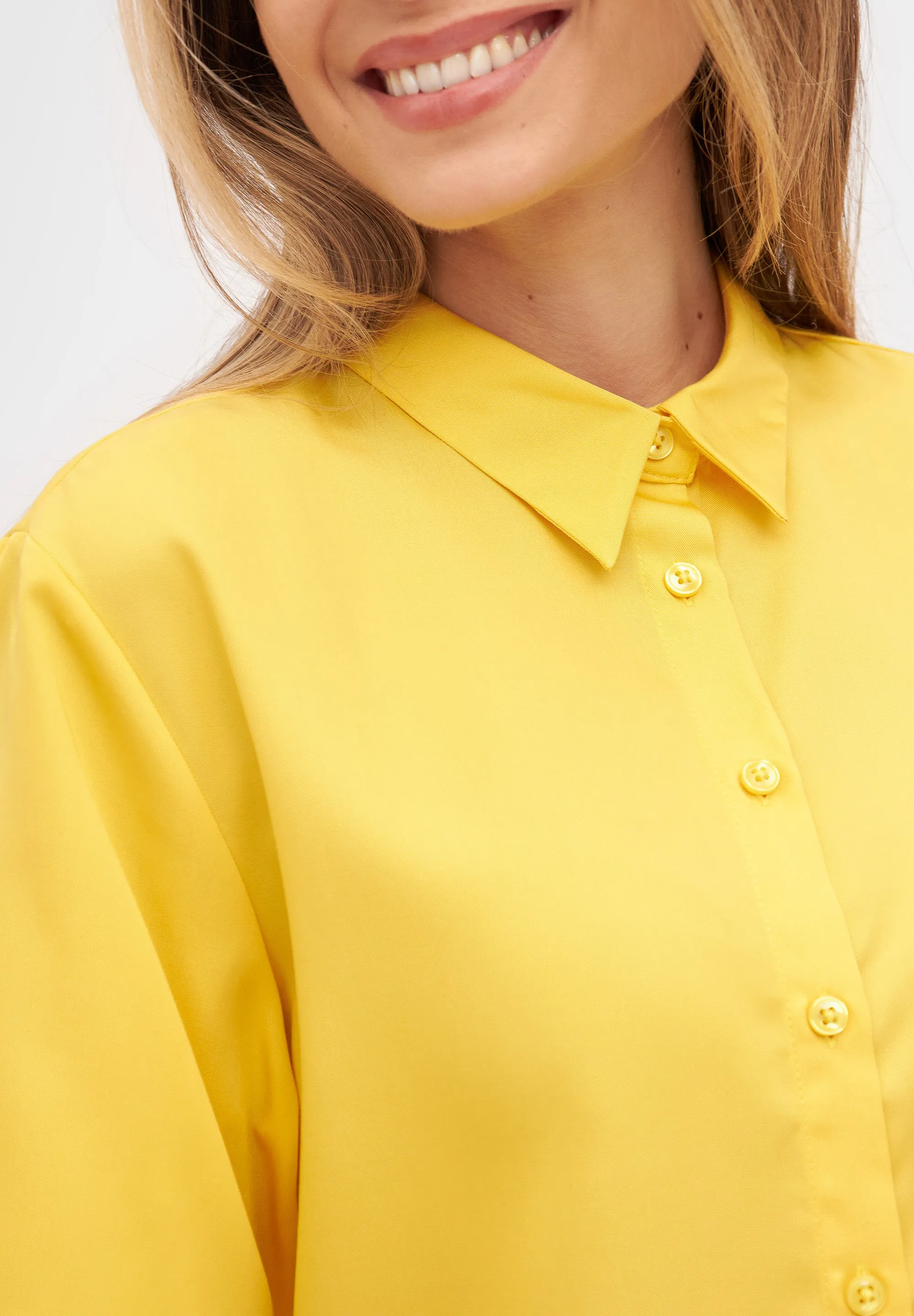 Short sleeve blouse STINE in TENCEL™ REFIBRA™ Lyocell - Sunny Yellow (Refibra) Givn Berlin