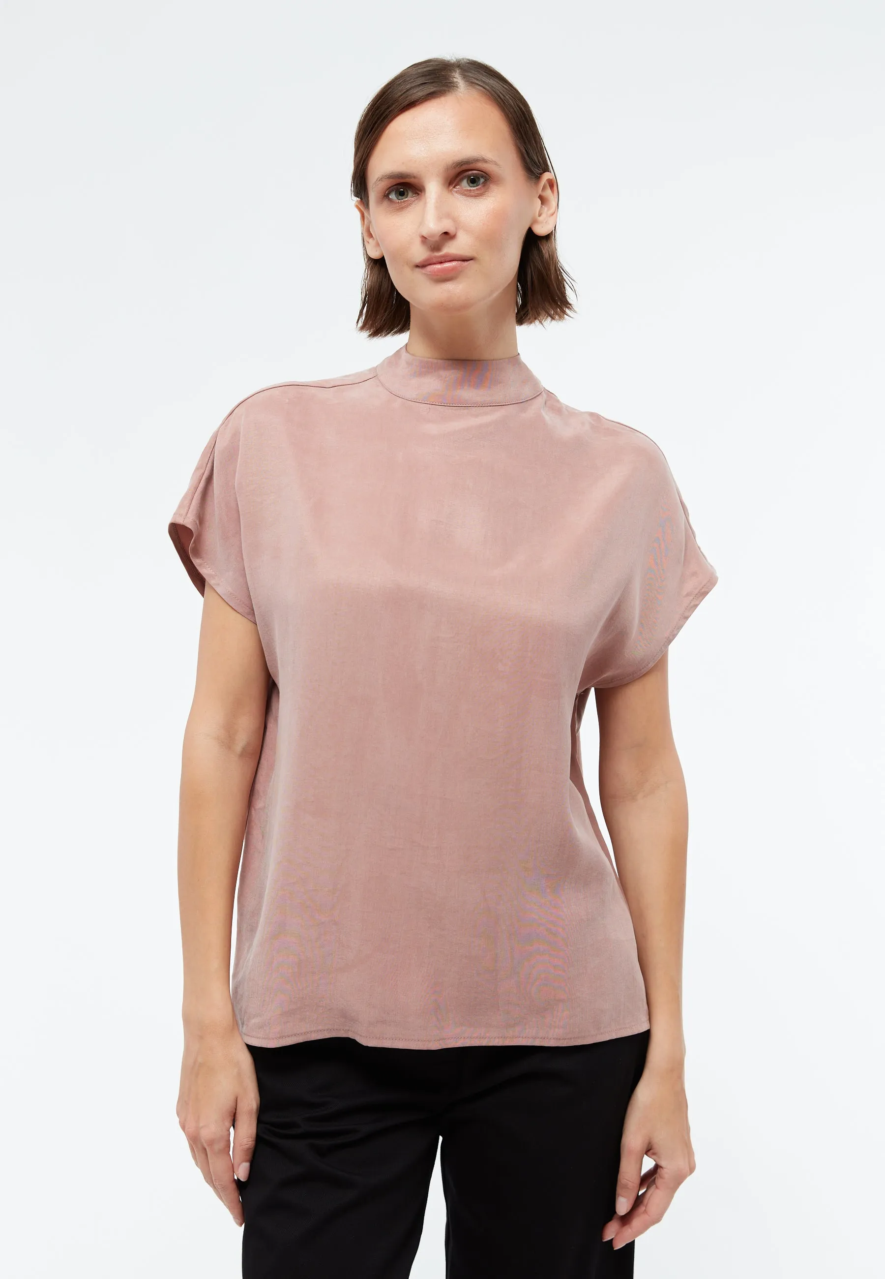 Short-sleeved blouse GBLETIZIA with stand-up collar made of TENCEL™ with peach effect - Rosewood Givn Berlin