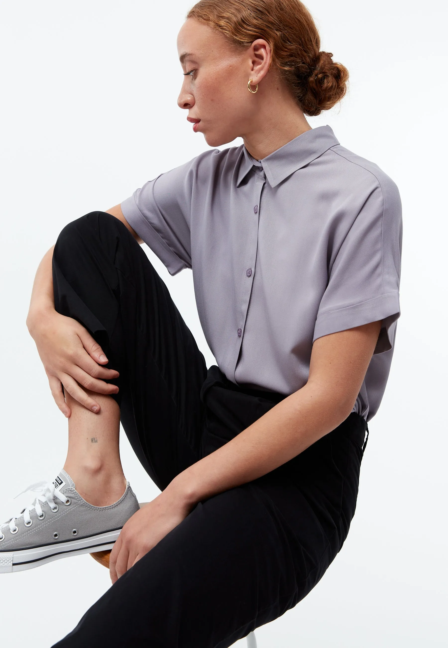 Short-sleeved blouse GBSARAH from LENZING™ ECOVERO™ - Lilac Grey Givn Berlin