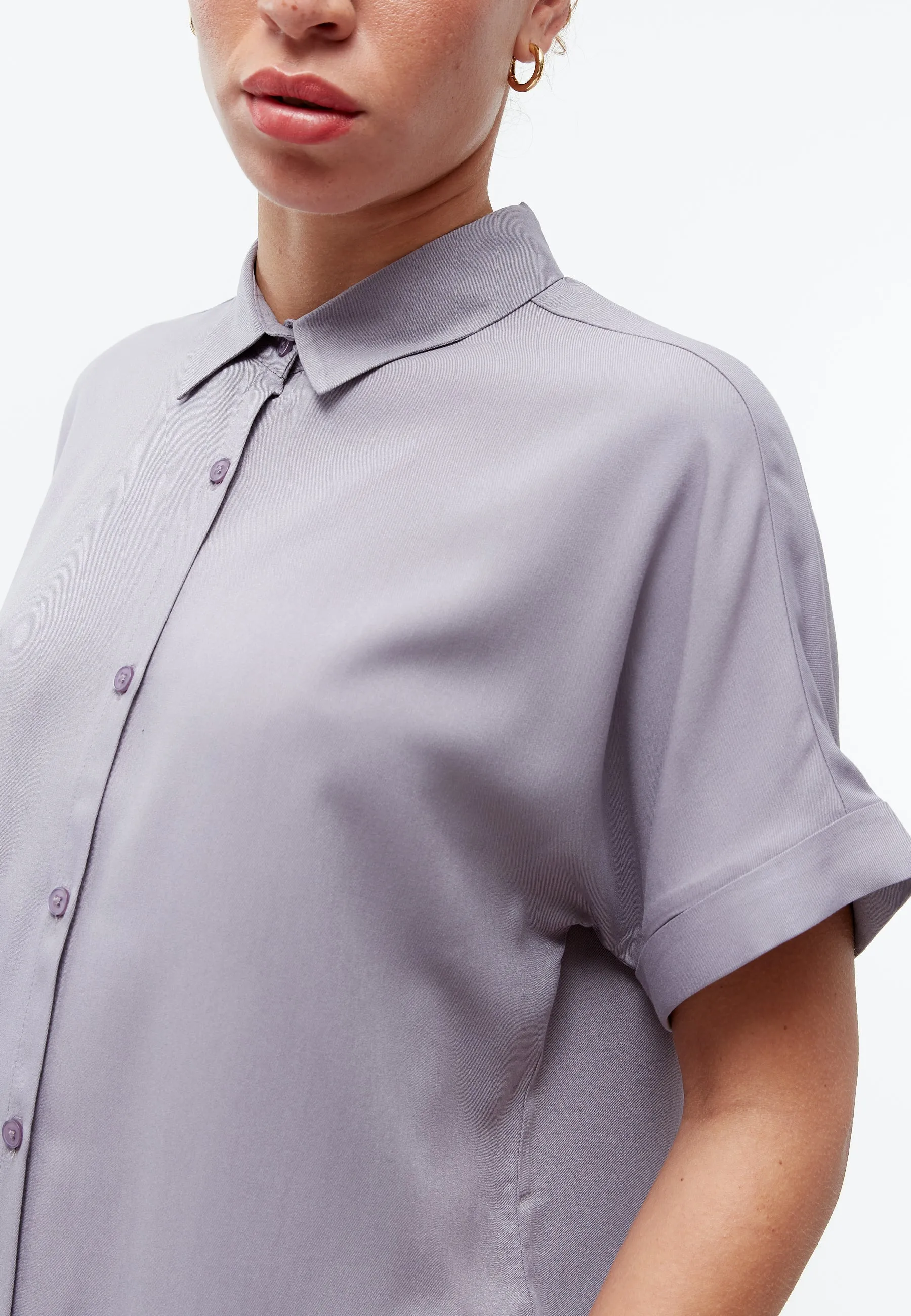 Short-sleeved blouse GBSARAH from LENZING™ ECOVERO™ - Lilac Grey Givn Berlin