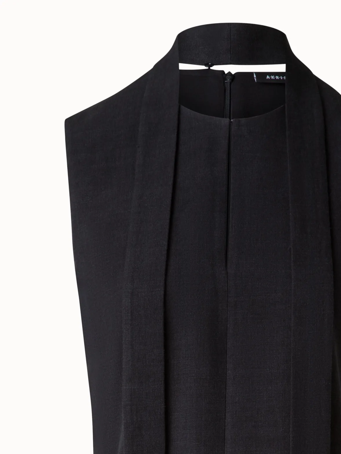 Sleeveless Tie Neck Blouse in Linen Blend Akris