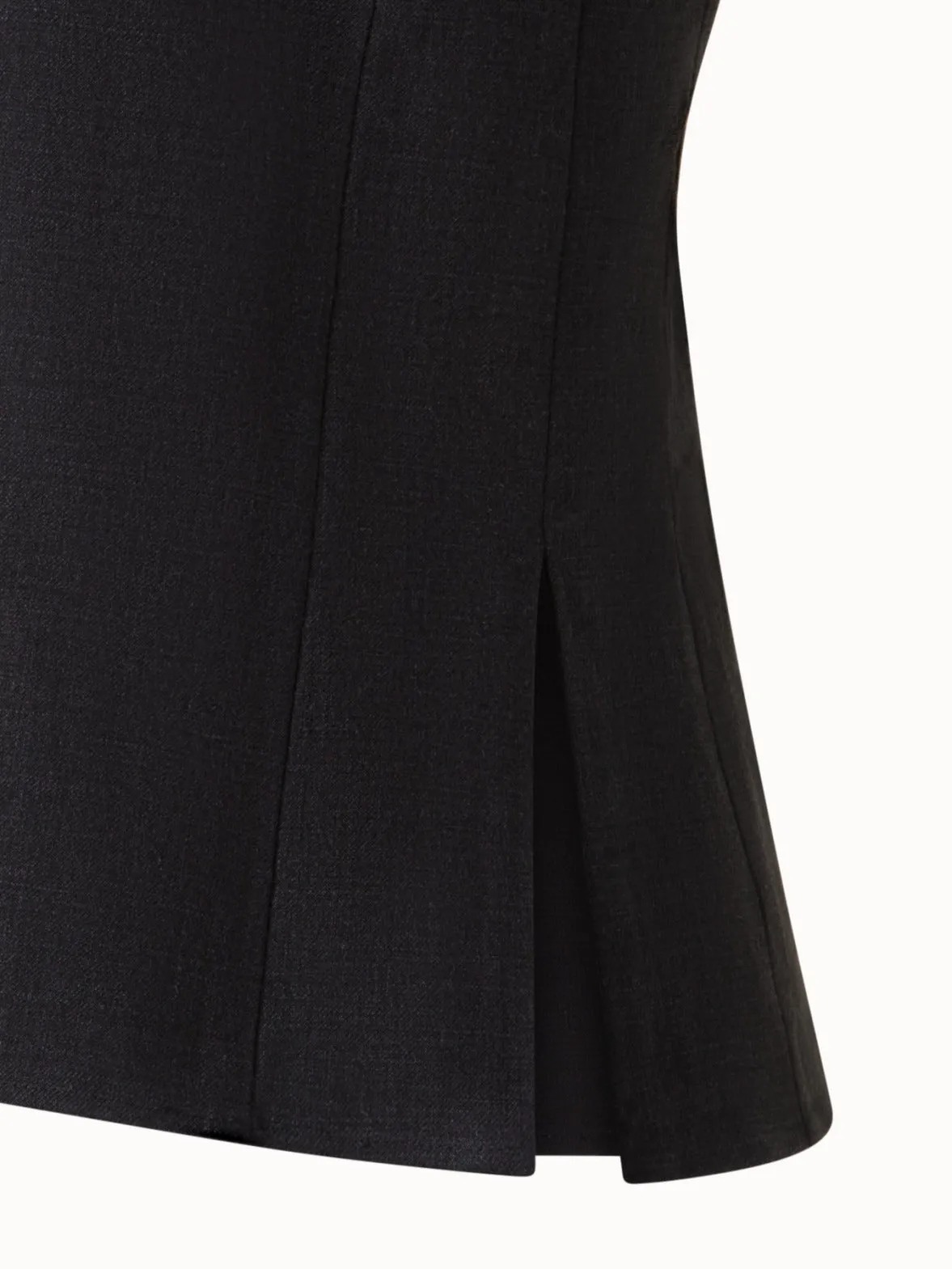 Sleeveless Tie Neck Blouse in Linen Blend Akris