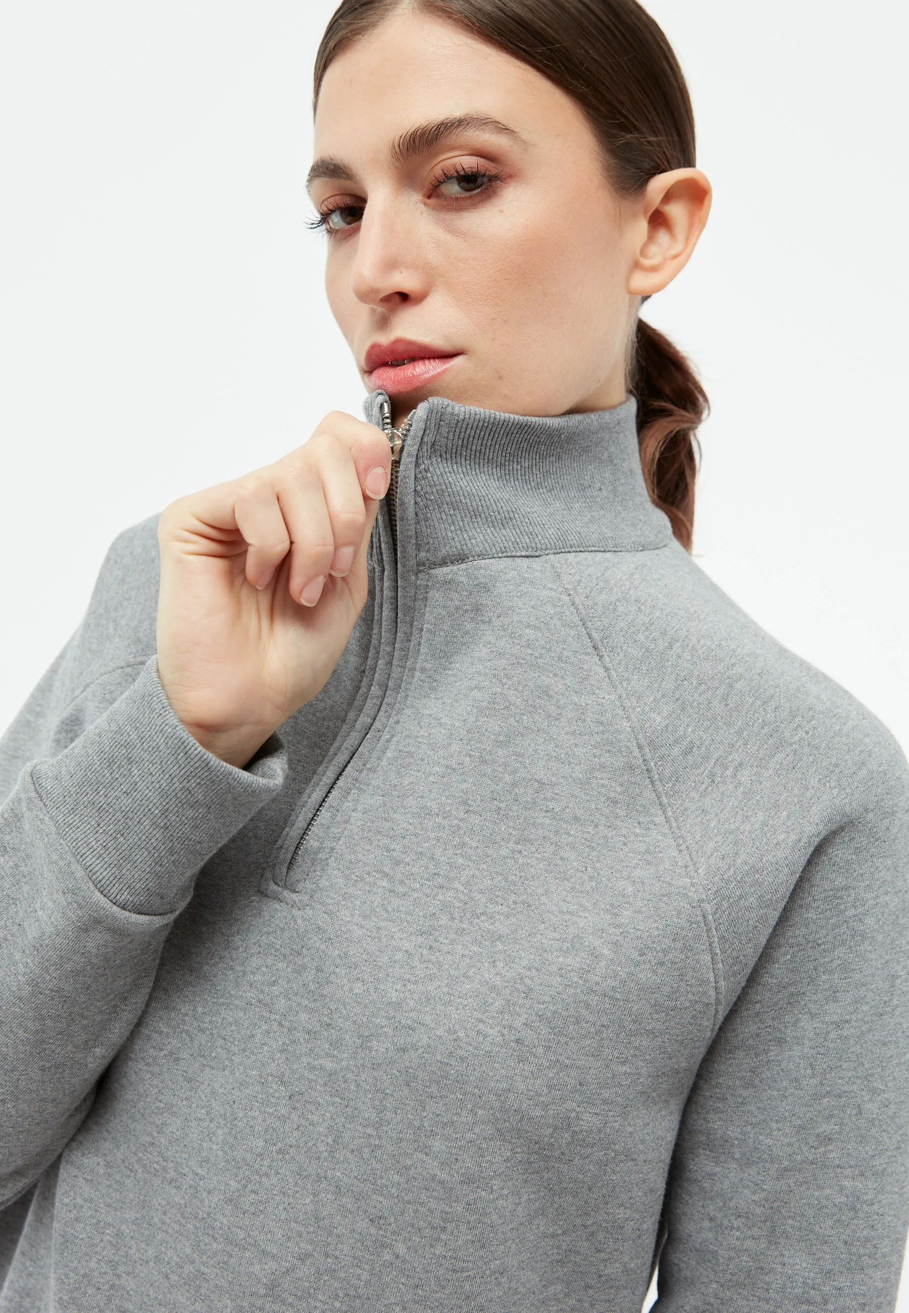 Sweatdress GBMARNIE made of organic cotton with side pockets - Grey Melange Givn Berlin