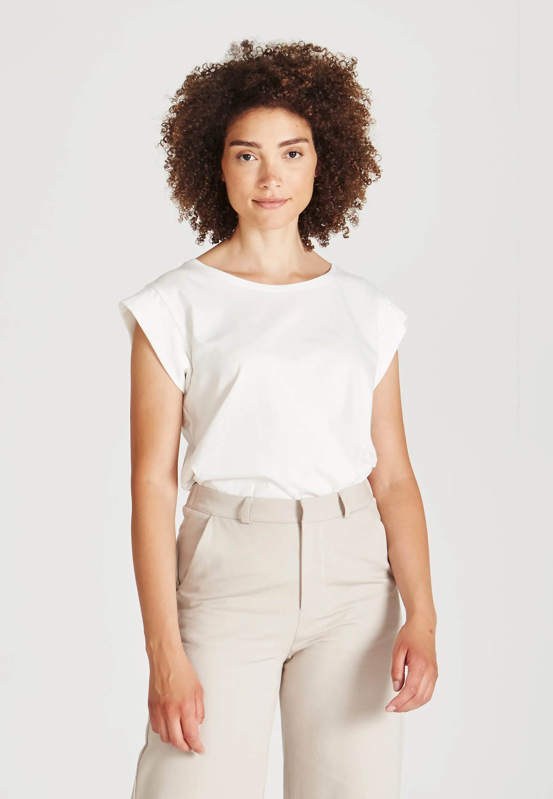 T-shirt GBCAPRI Relaxed Fit Made From Organic Cotton - White Givn Berlin