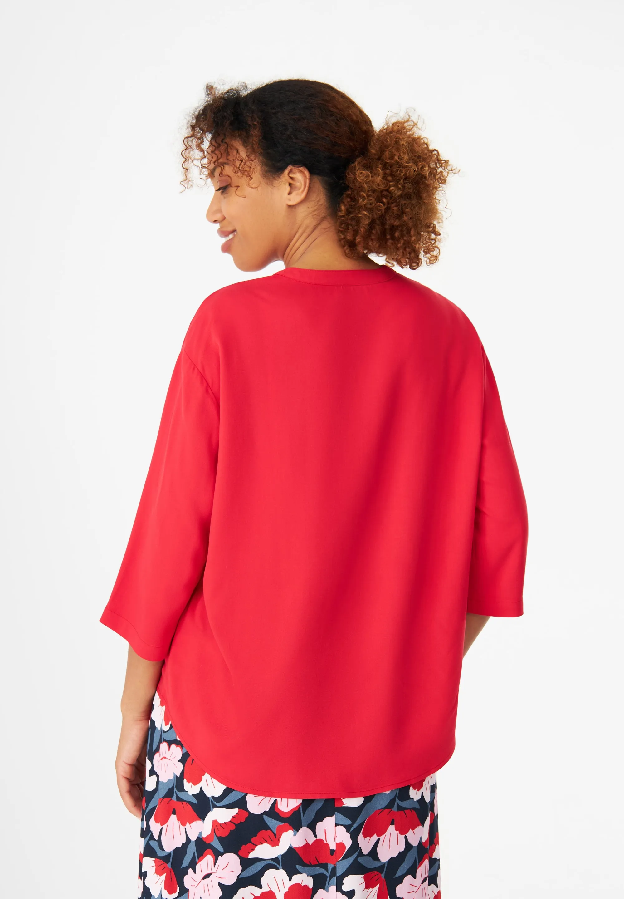 Tunic Blouse GBHARRIETTE Relaxed Fit From LENZING™ ECOVERO™ - Strawberry Givn Berlin