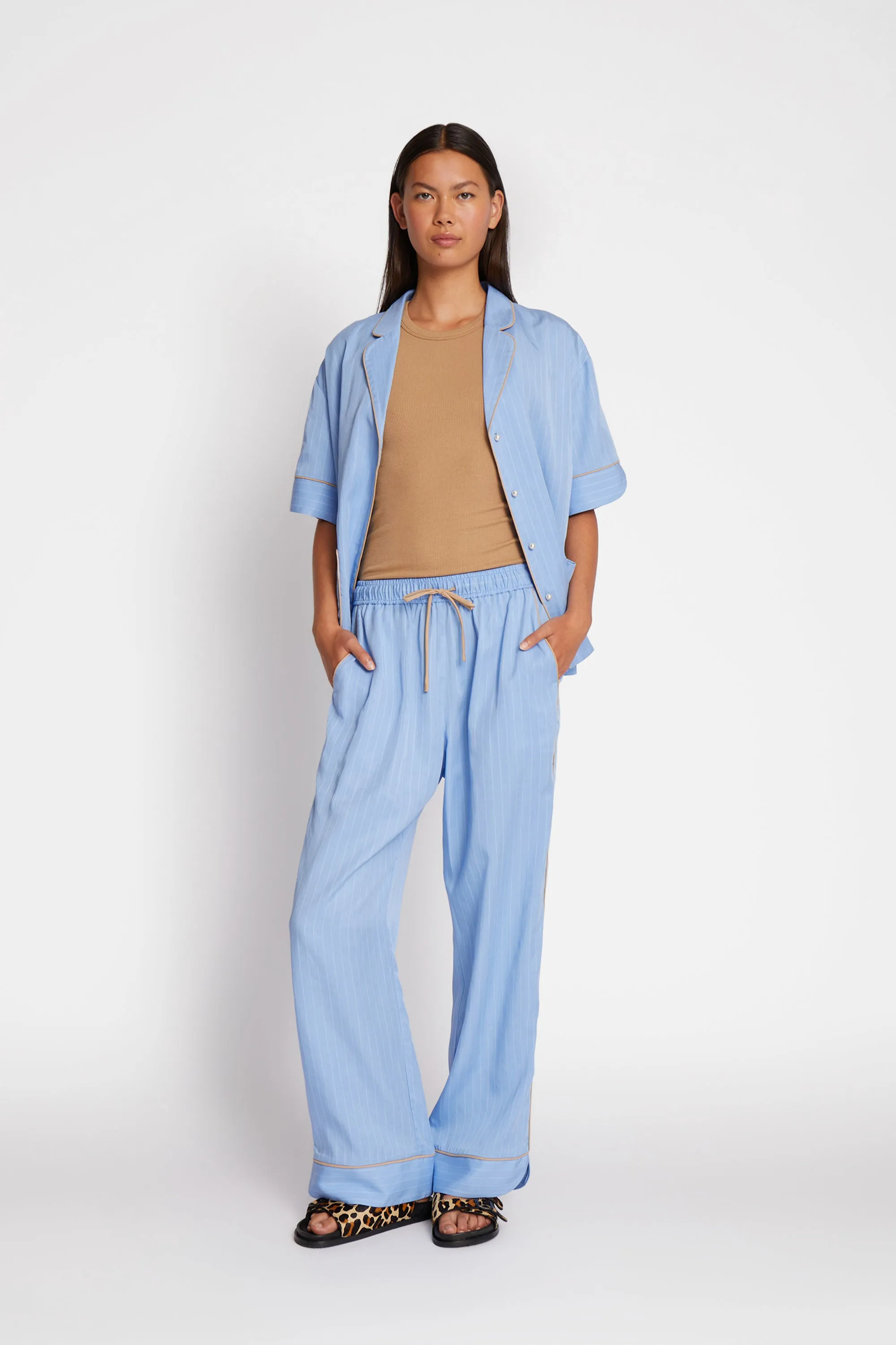 UKAVA - BLUE Munthe